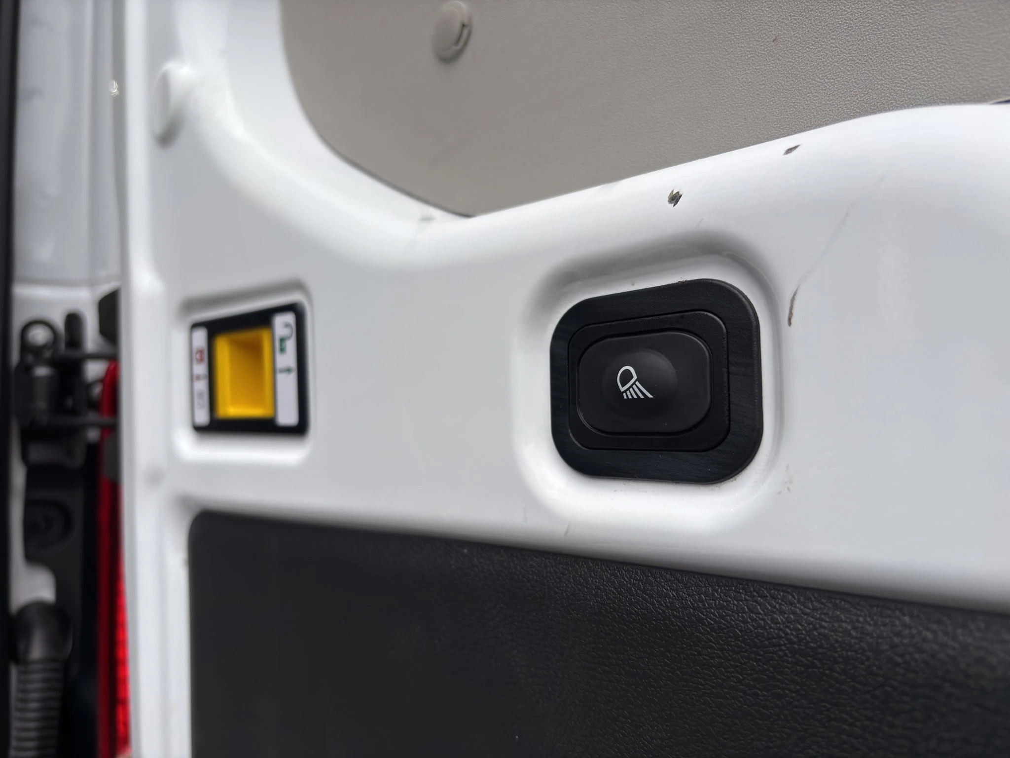Ford-Transit-image-18
