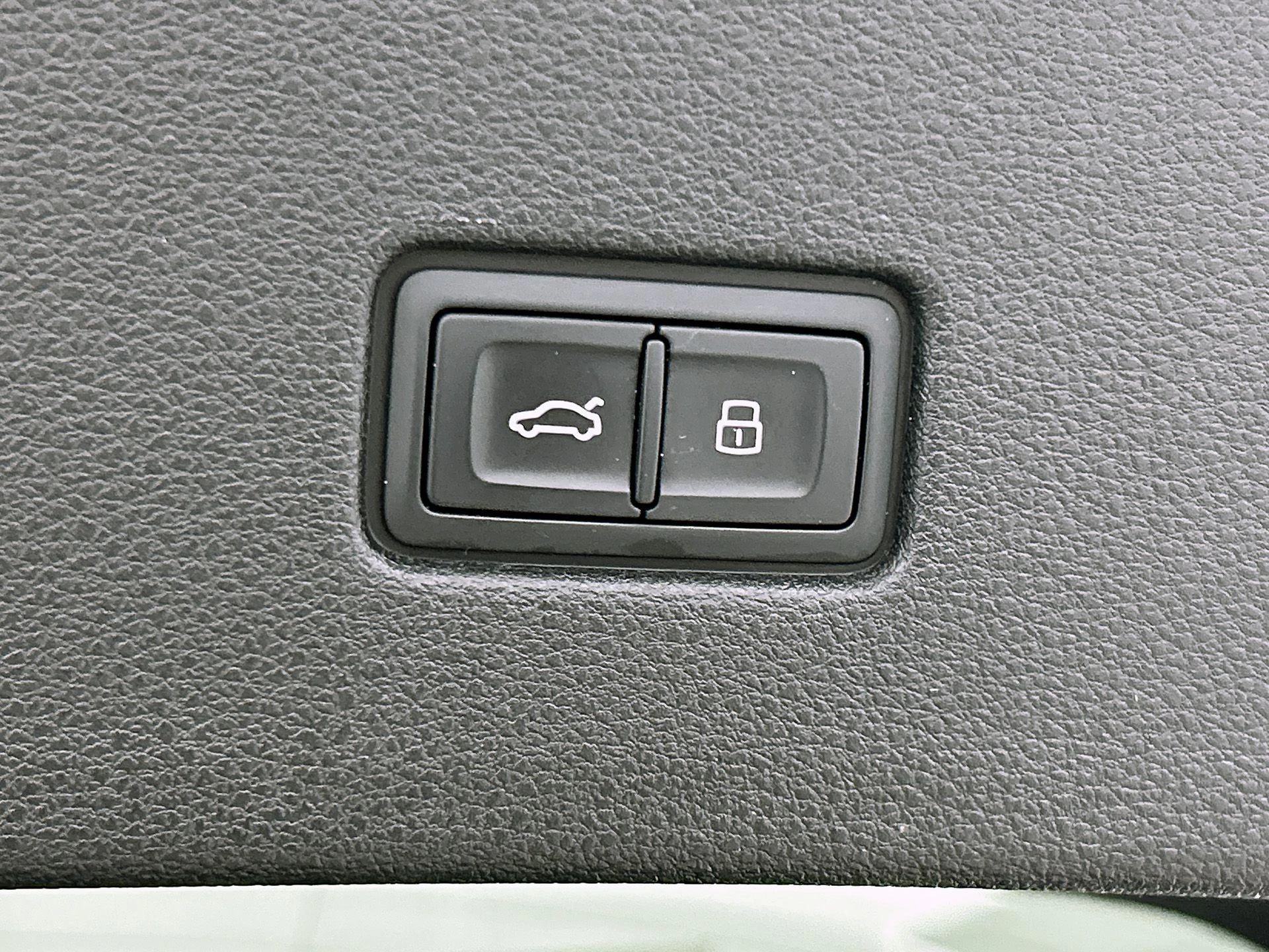 Audi-Q8-image-28