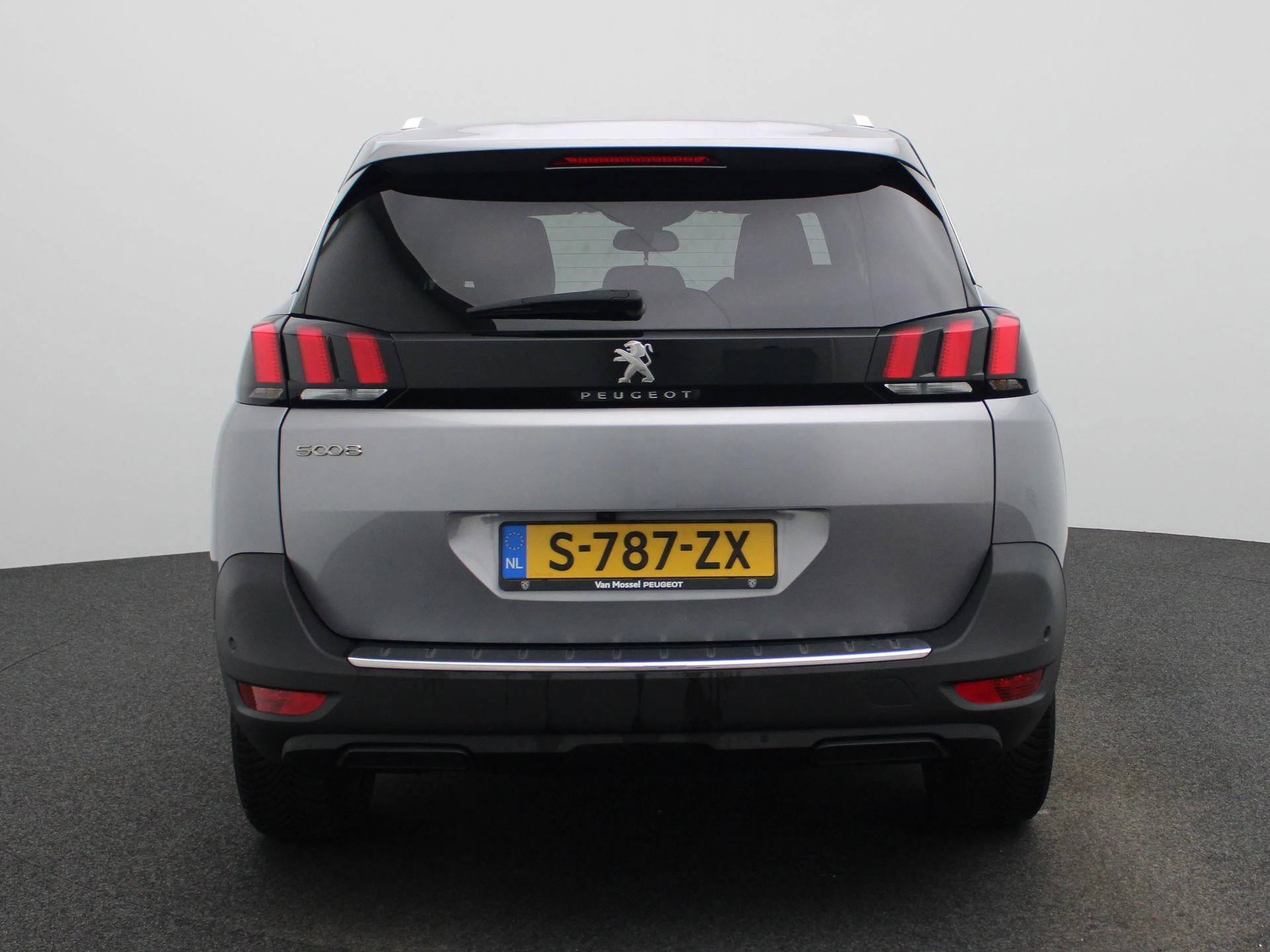 Peugeot-5008-image-4
