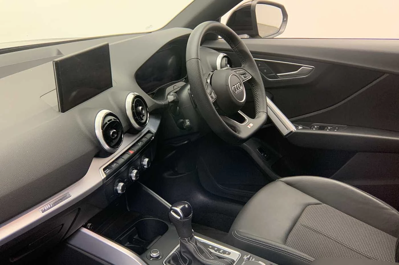 Audi-Q2-image-11
