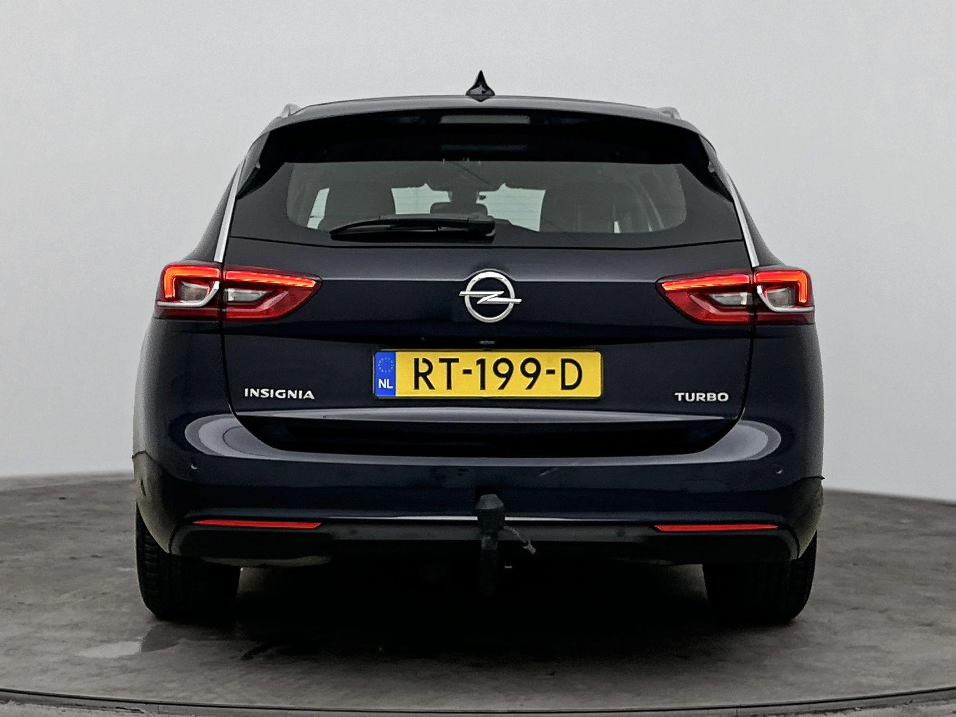Opel-Insignia-image-2