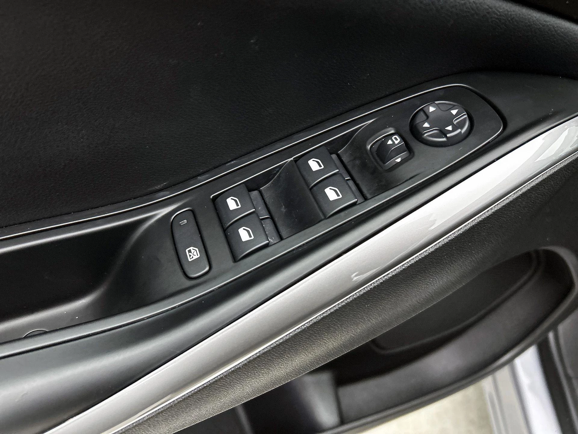Opel-Grandland-image-36