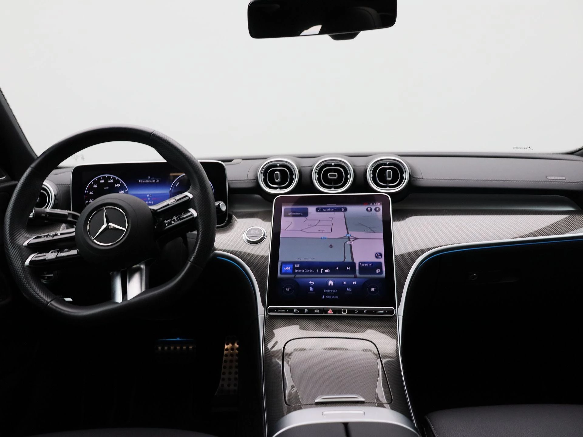 Mercedes-Benz Classe C 300 e AMG Line + LEDER + BURMESTER + PANO DAK + TREKHAAK +