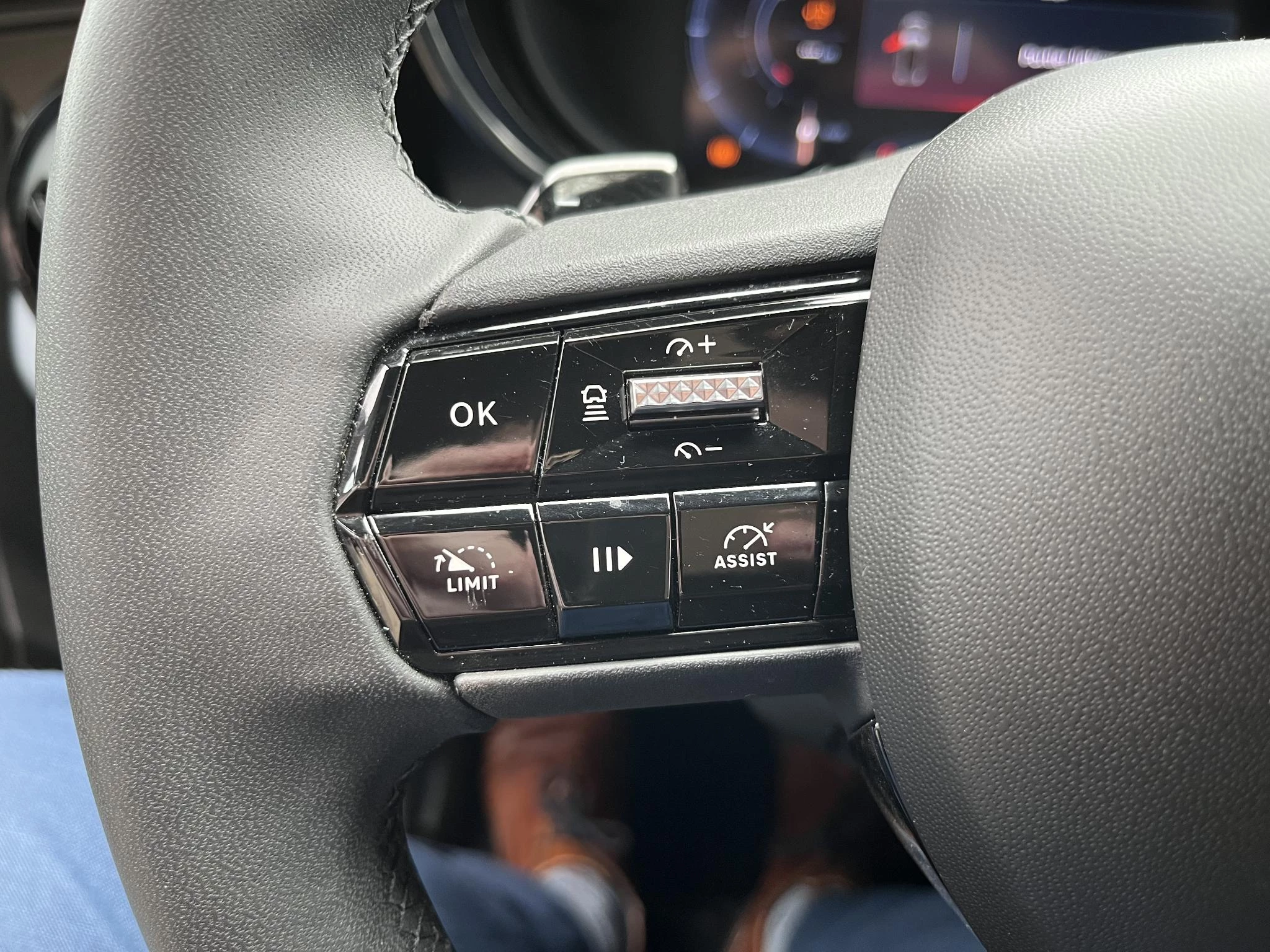 Alfa Romeo Junior 1.2 Turbo Hybrid Ibrida