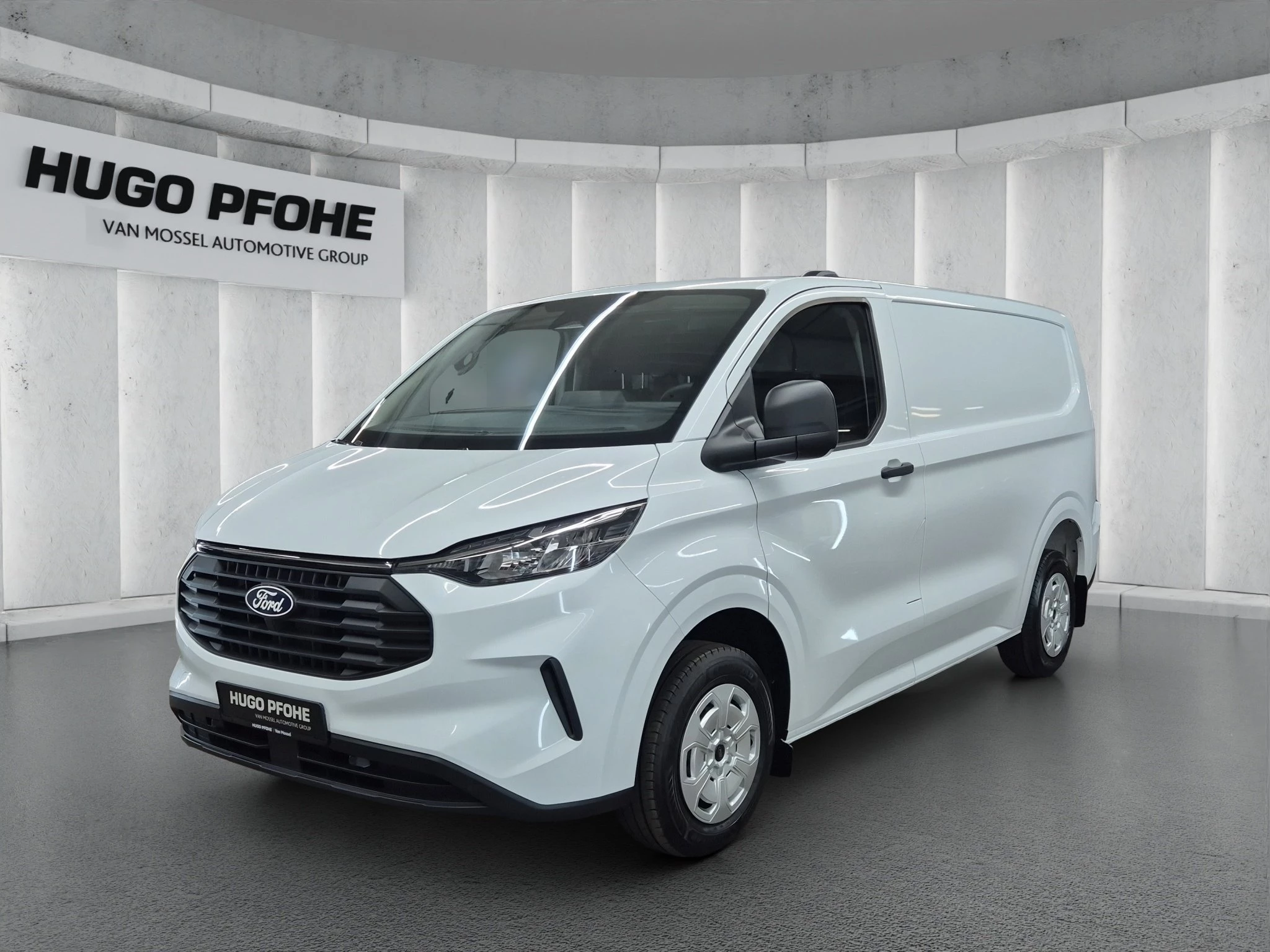 Ford-Transit Custom-image-0