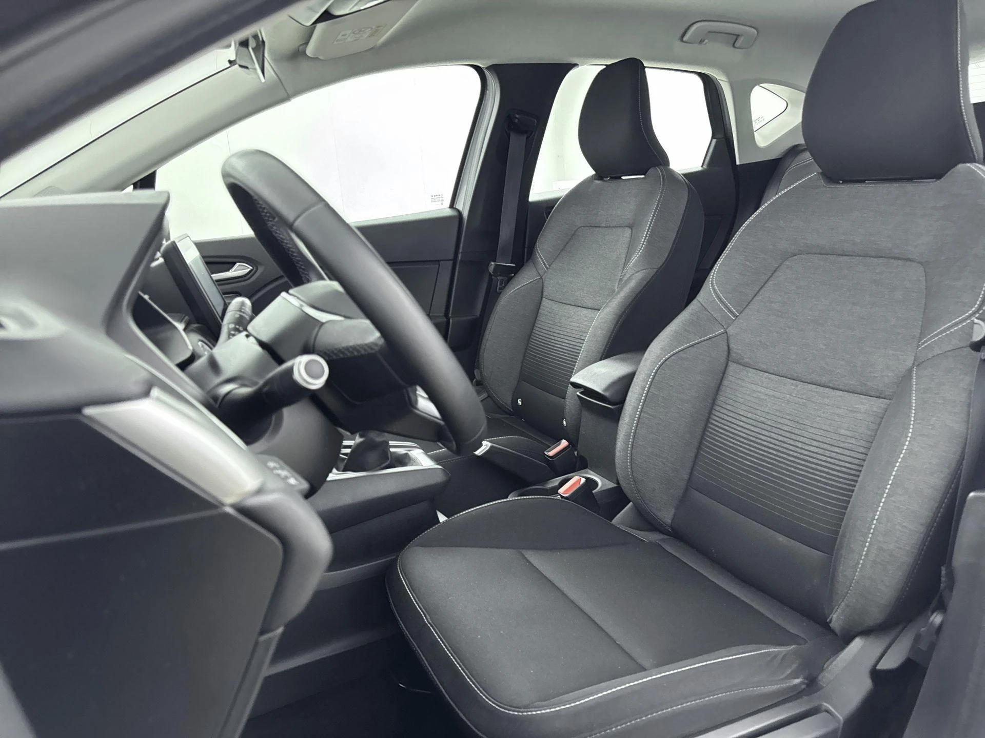 Renault-Captur-image-26