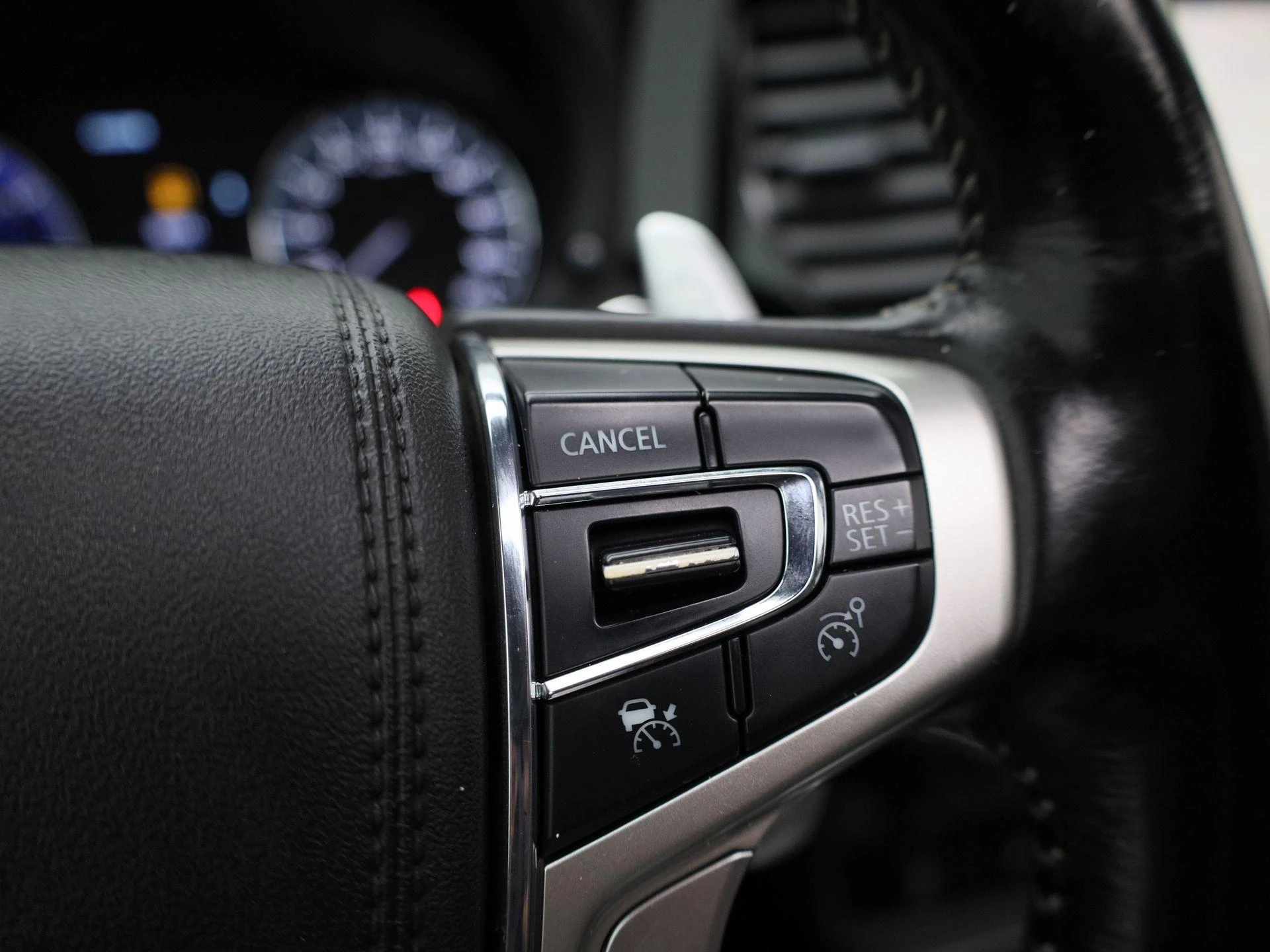 Mitsubishi-Outlander-image-21