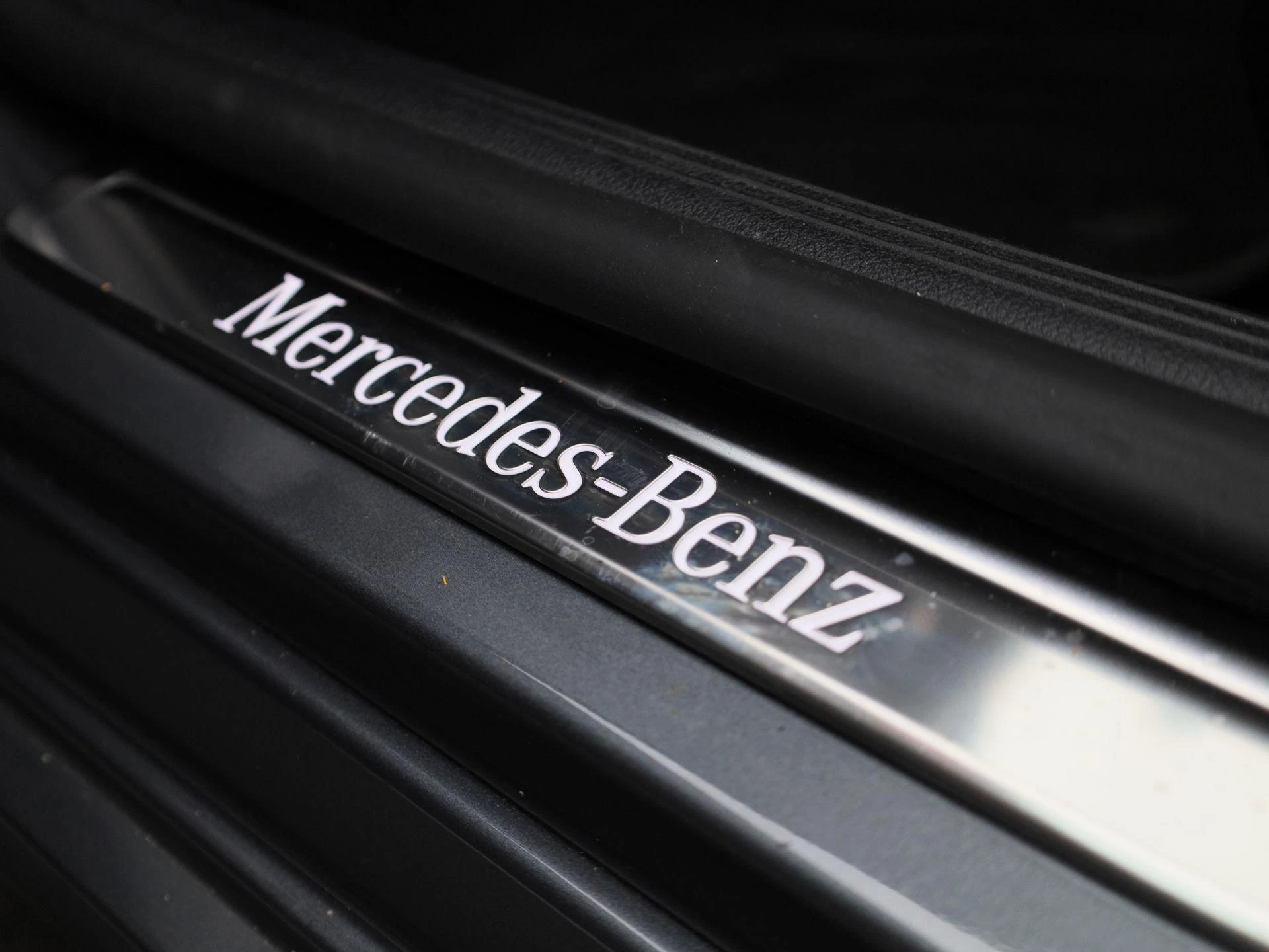 Mercedes-Benz-C-Klasse-image-38