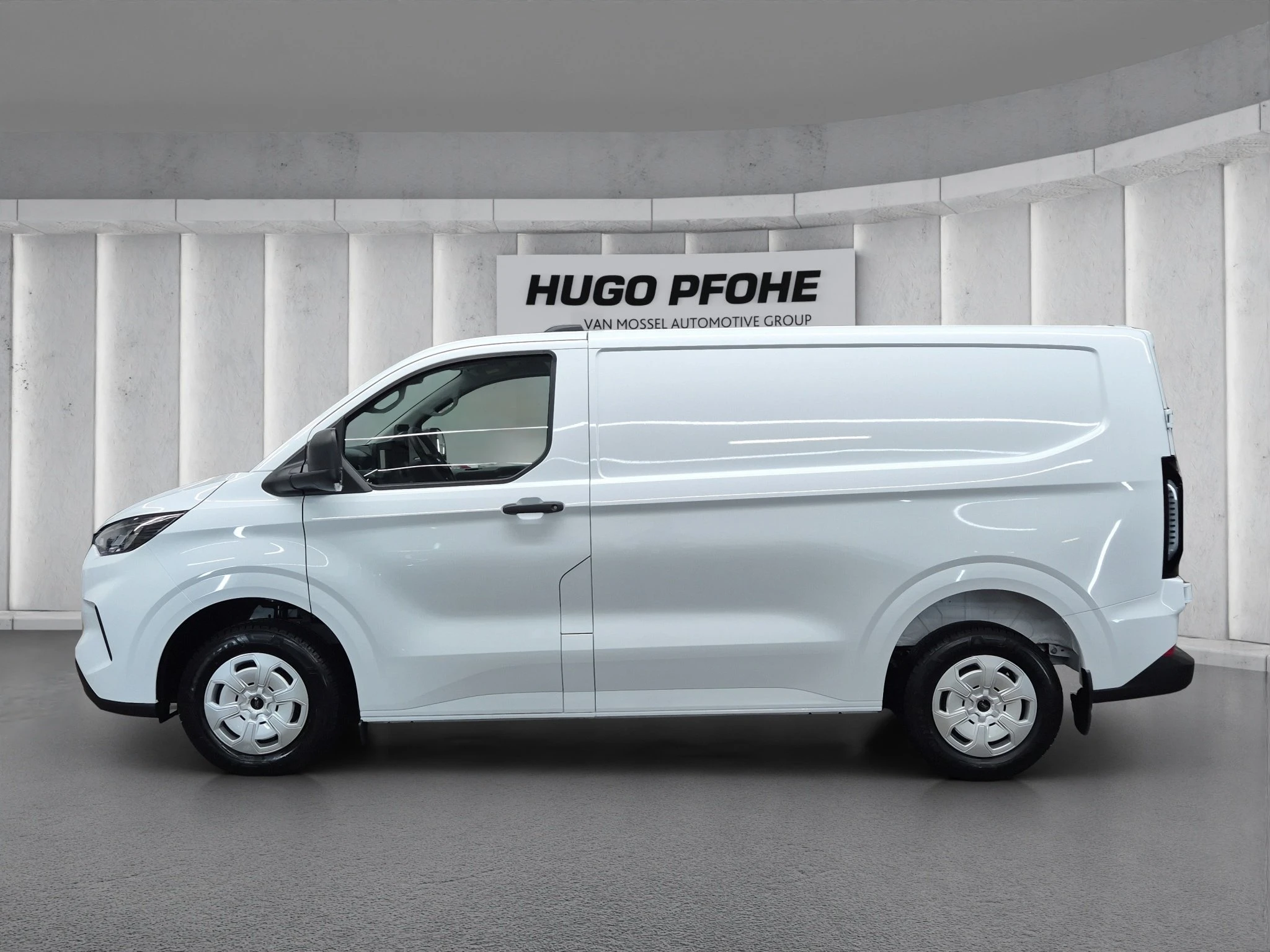 Ford-Transit Custom-image-1