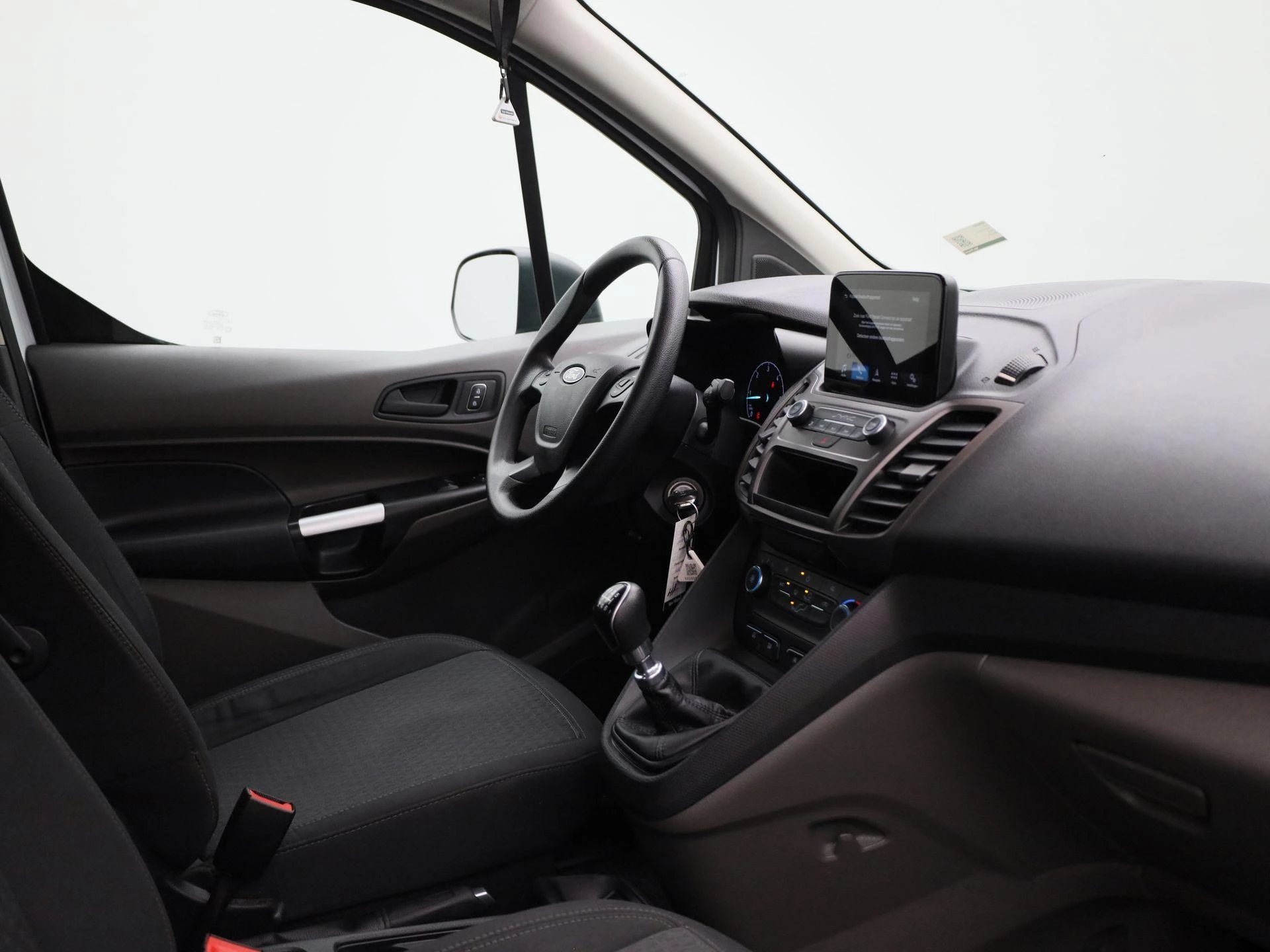 Ford-Transit Connect-image-32
