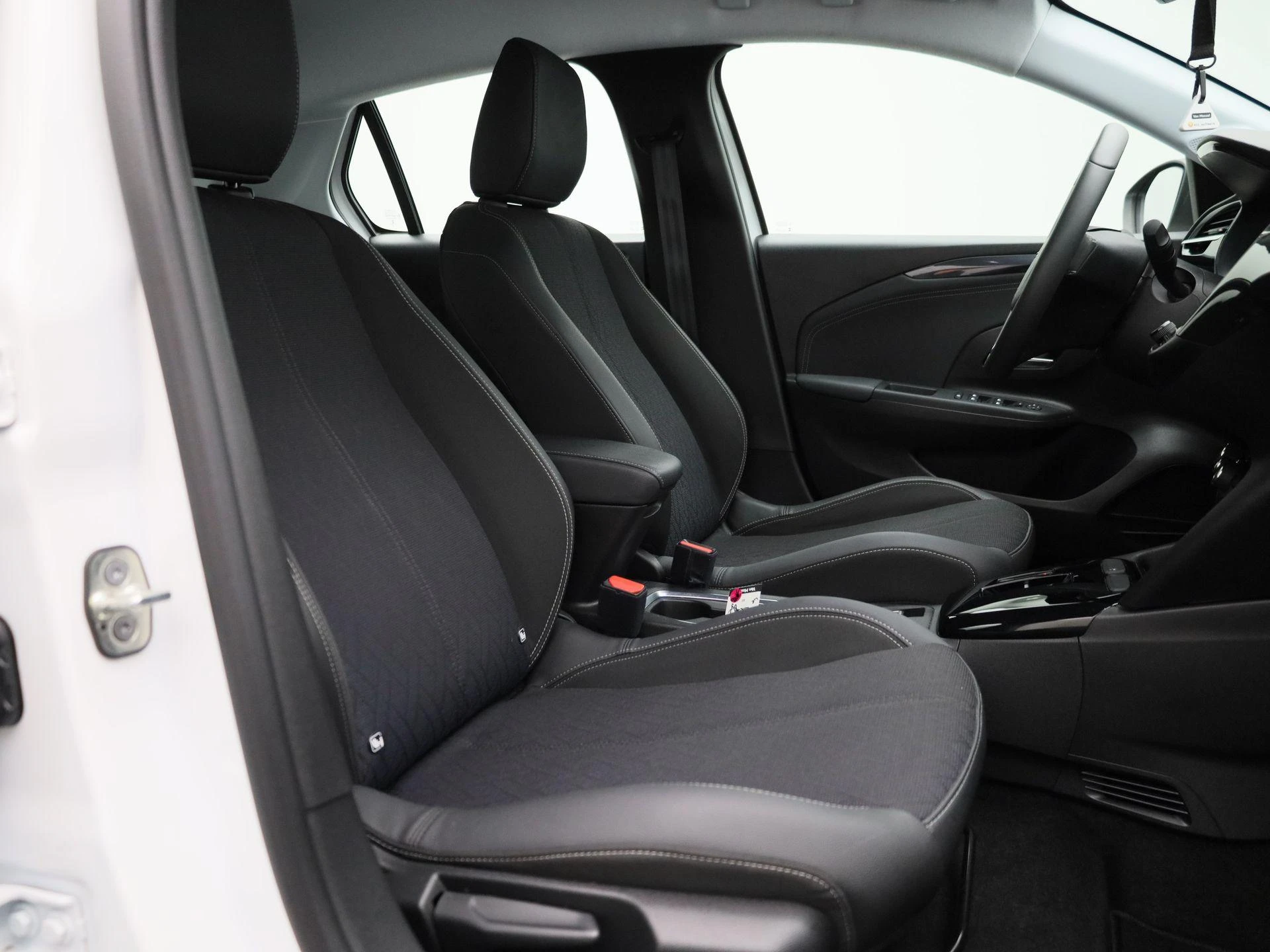 Opel-Corsa-e-image-30