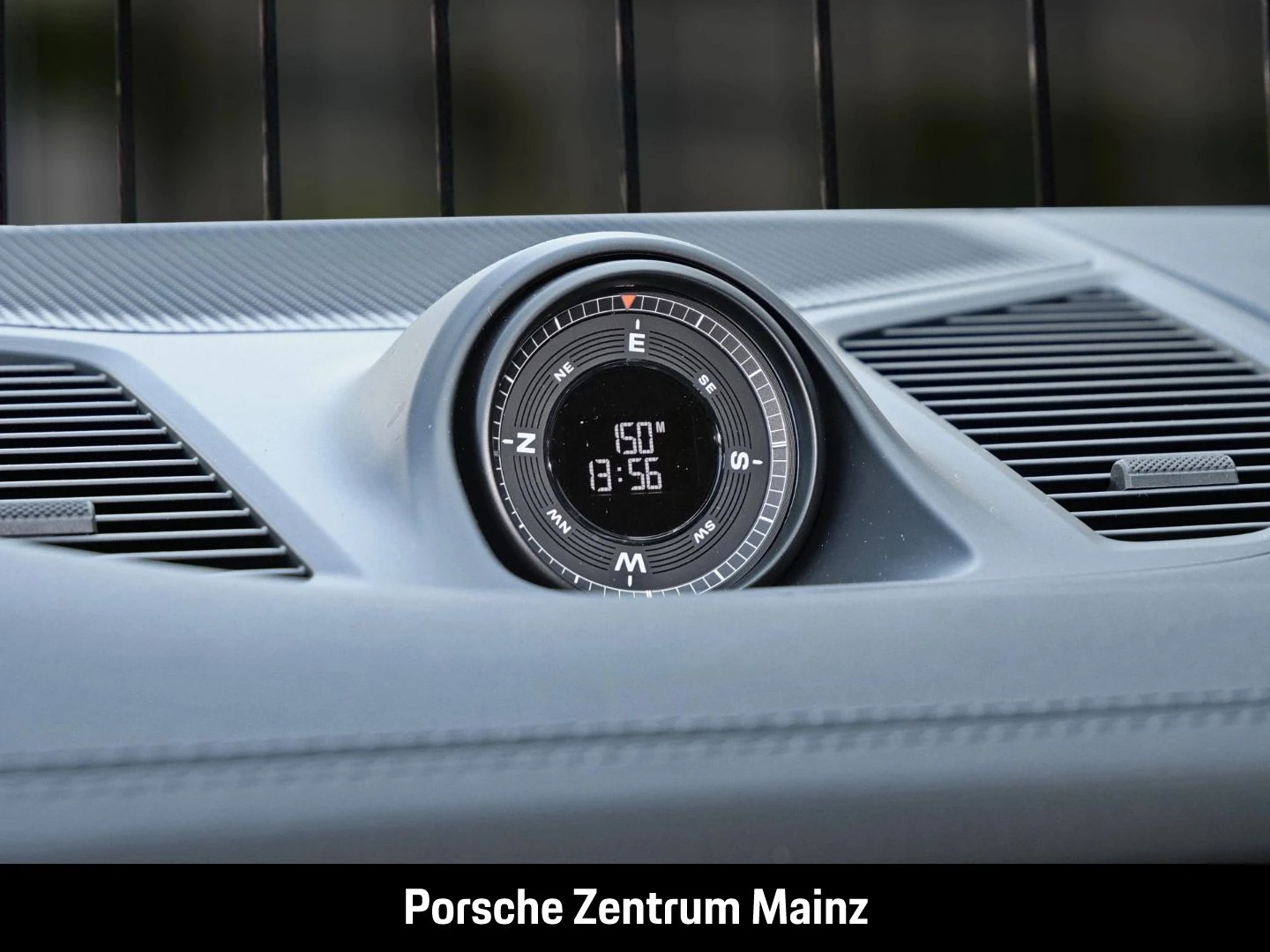 Porsche-Cayenne-image-17