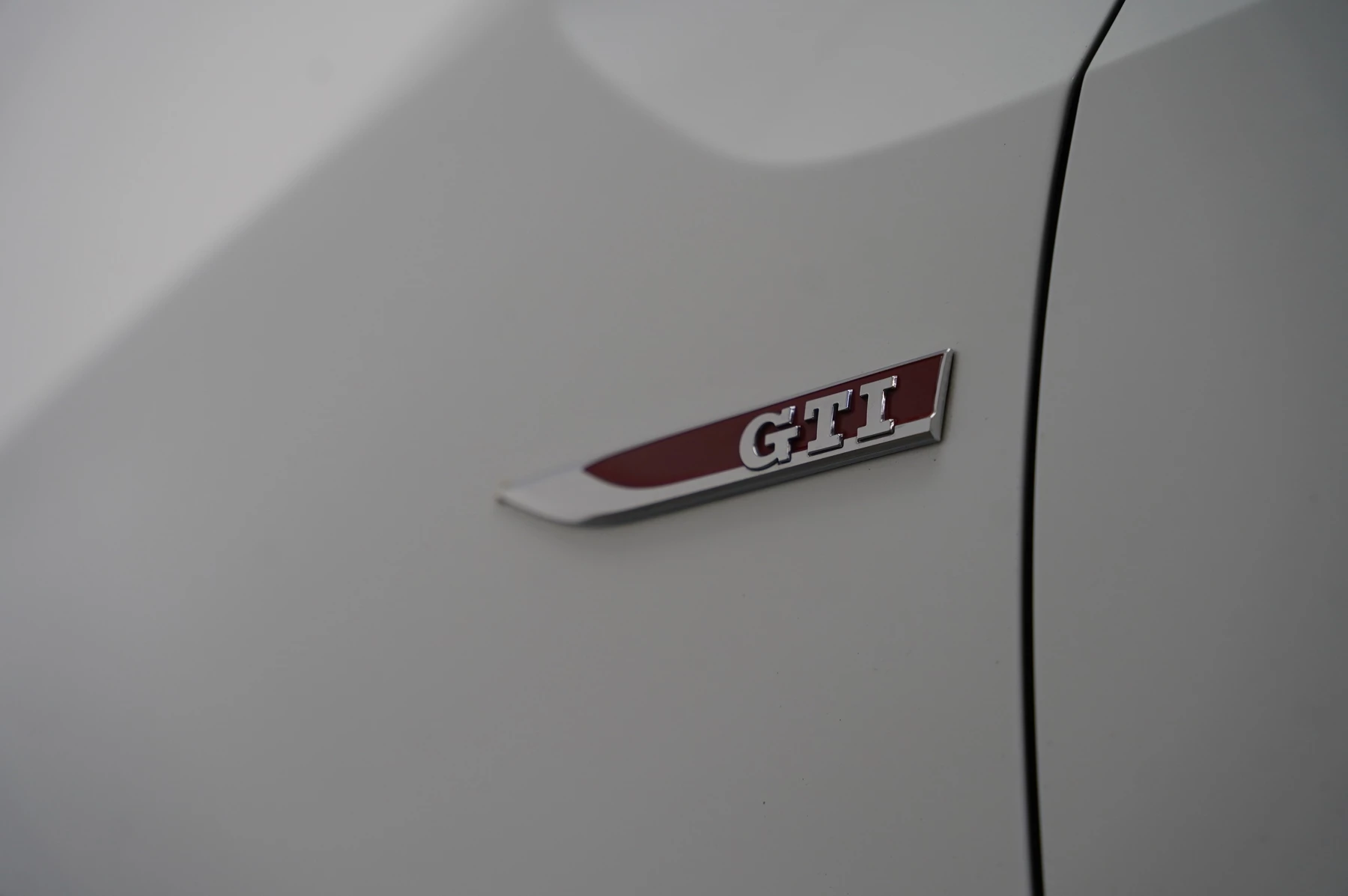 Volkswagen-up!-image-32