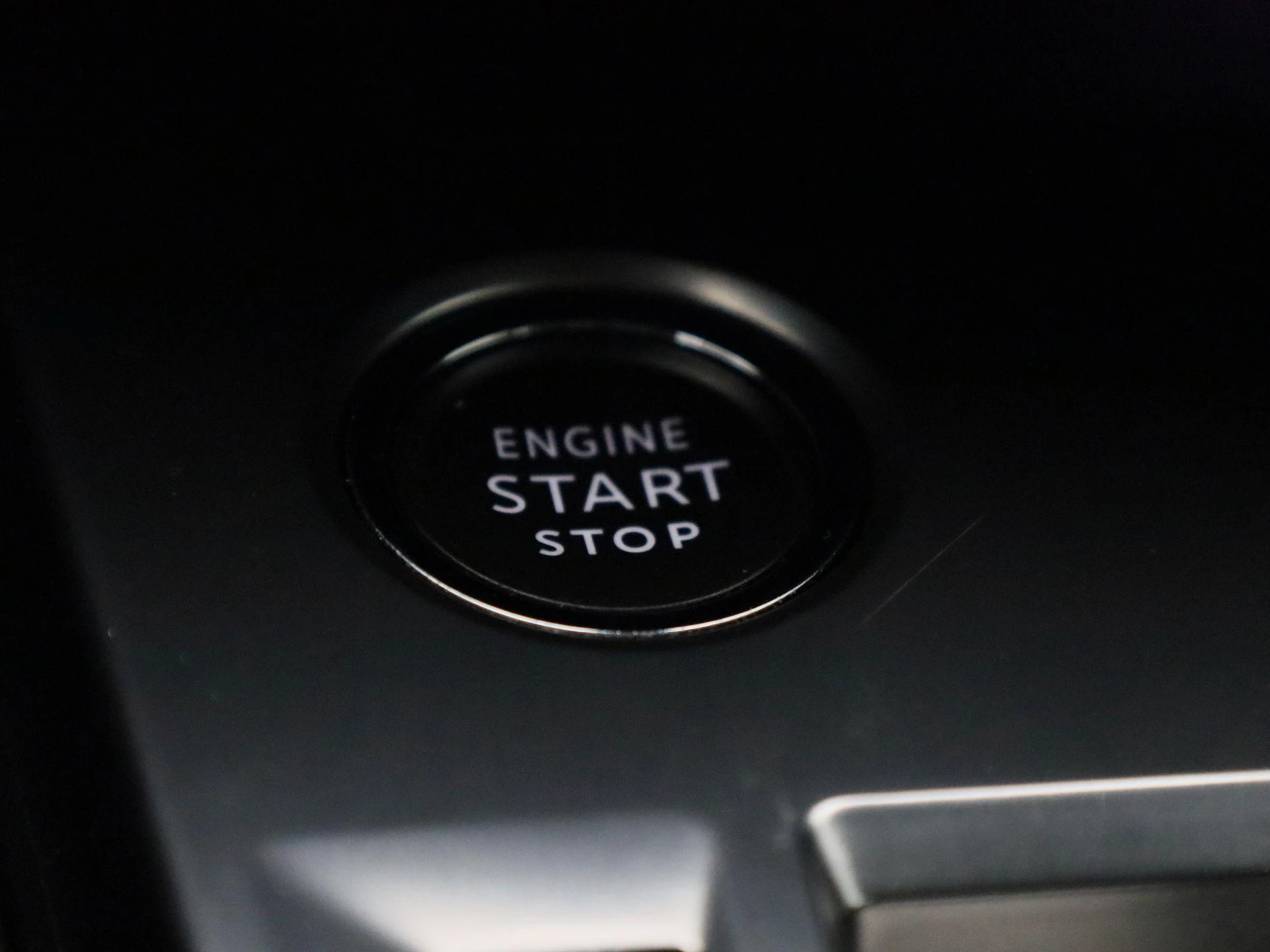 Peugeot-308-image-22
