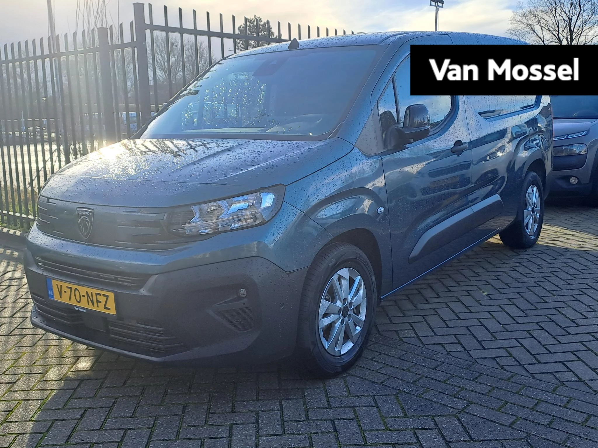 Peugeot-e-Partner-image-0