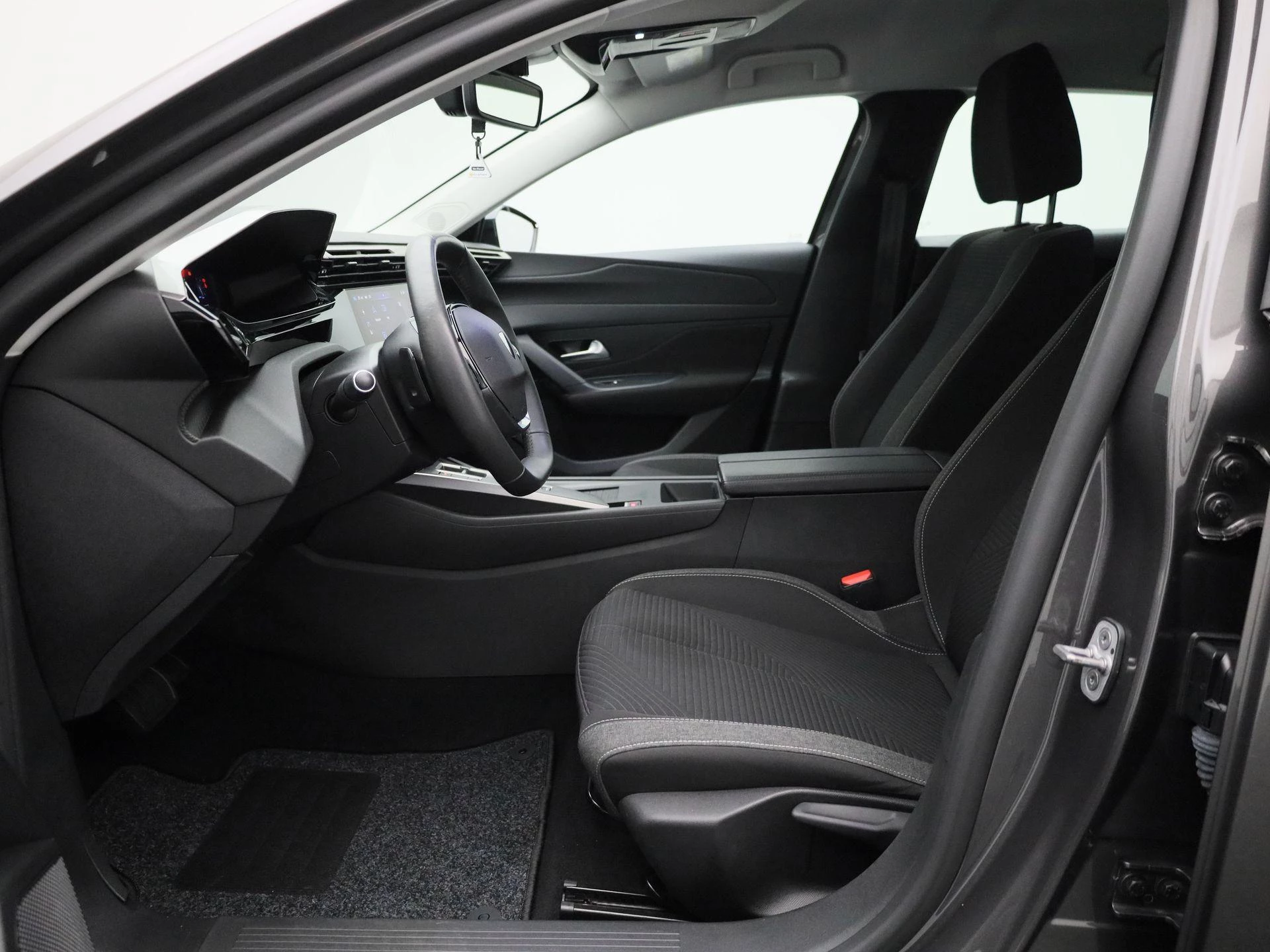 Peugeot-308-image-8