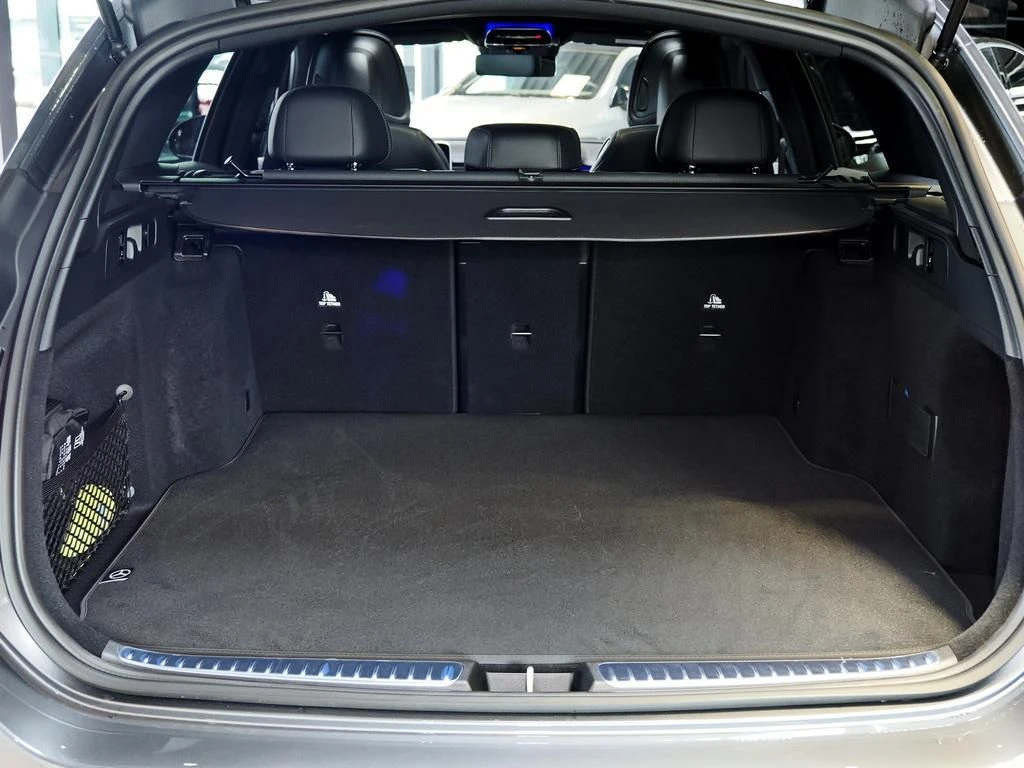 Mercedes-Benz-C-Klasse 200-image-18