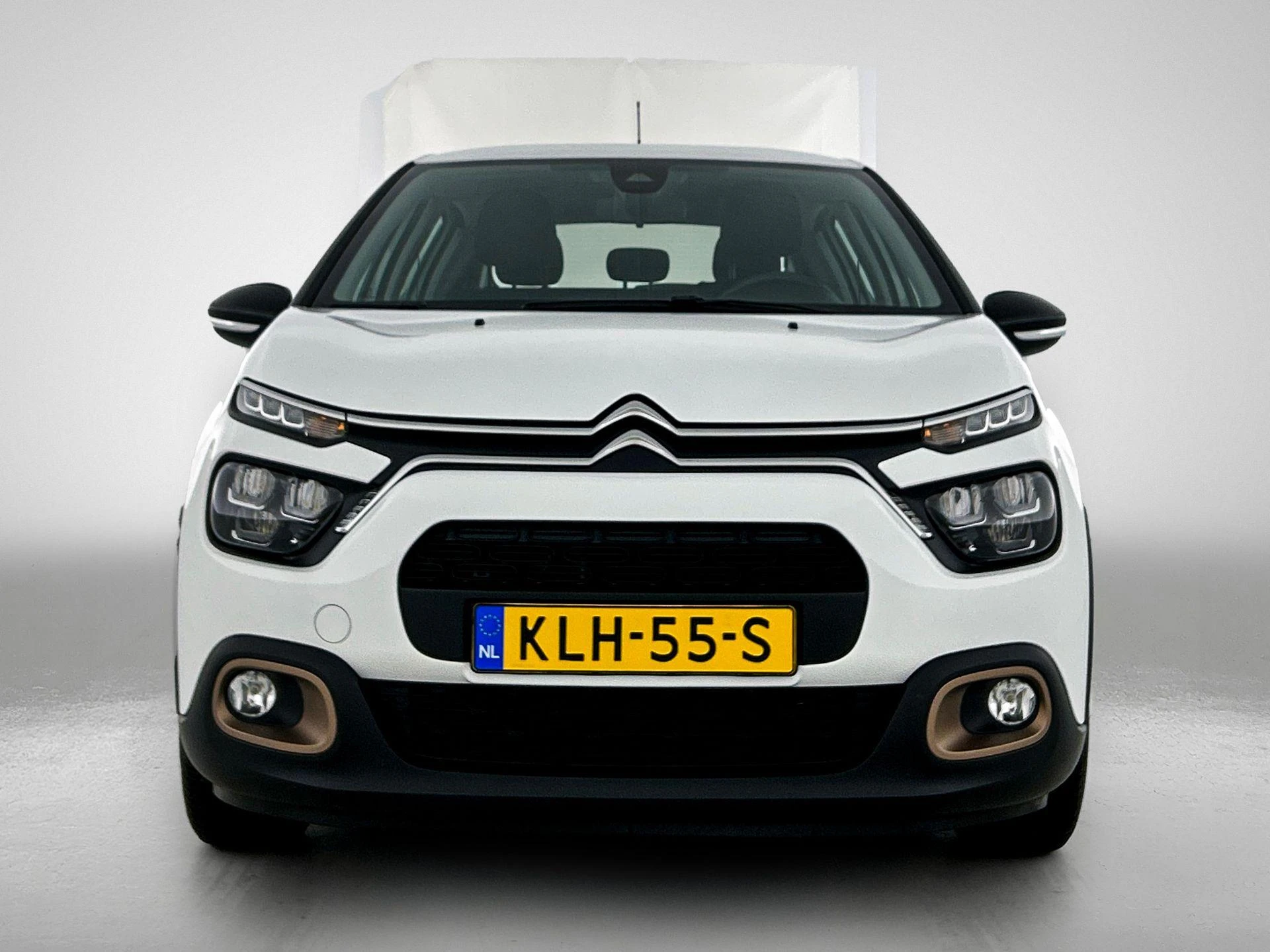Volkswagen-Polo-image-4