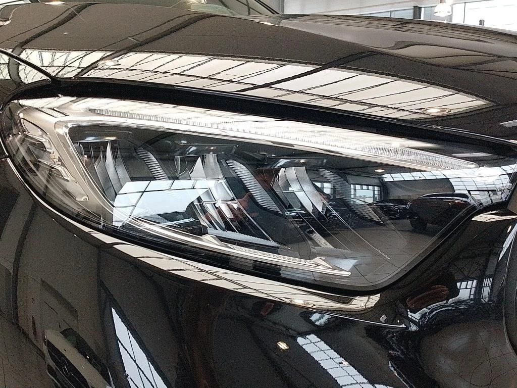 Mercedes-Benz GLC 300 d 4M AMG MBUX AHK SHZ KLIMA KEYLESS-GO AMG LineX254 GLC 300 d 4M AMG MBUX AHK SHZ KLIMA KEYLESS-GO AMG Line