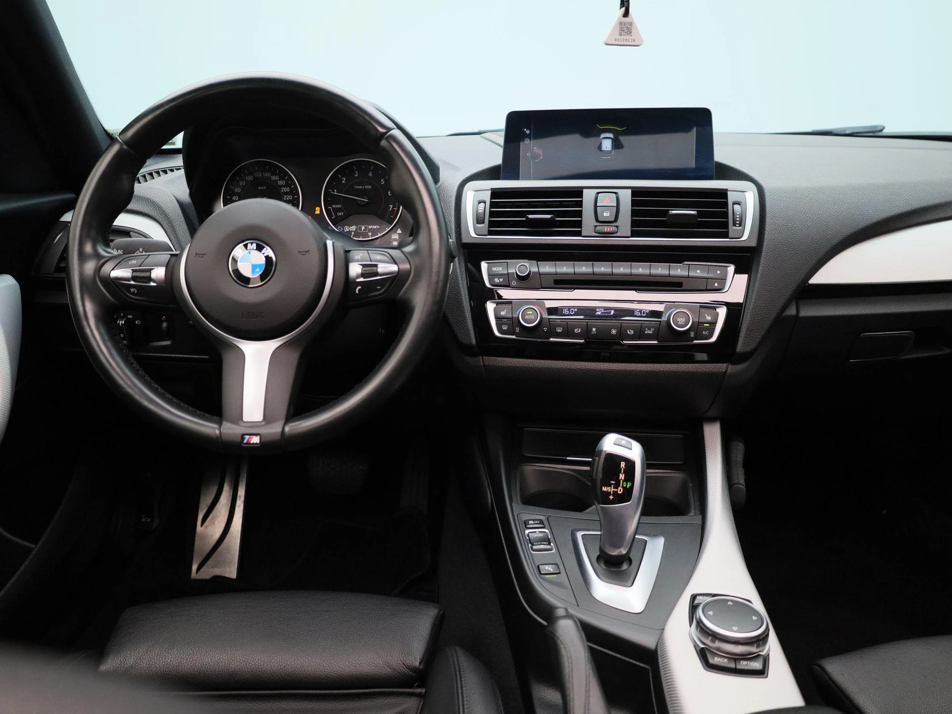 BMW-1 Serie-image-6
