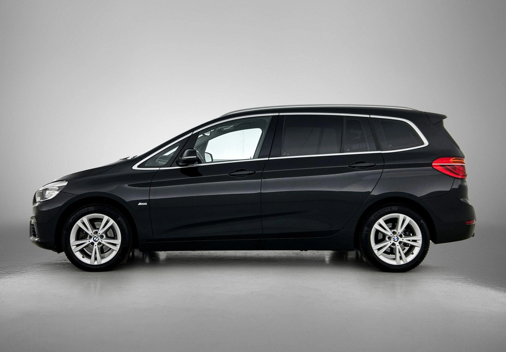 BMW-2 Serie-image-1
