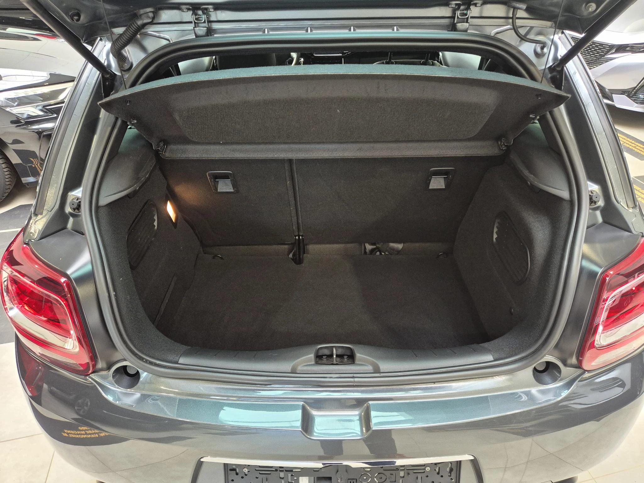 DS DS 3 Automobiles -