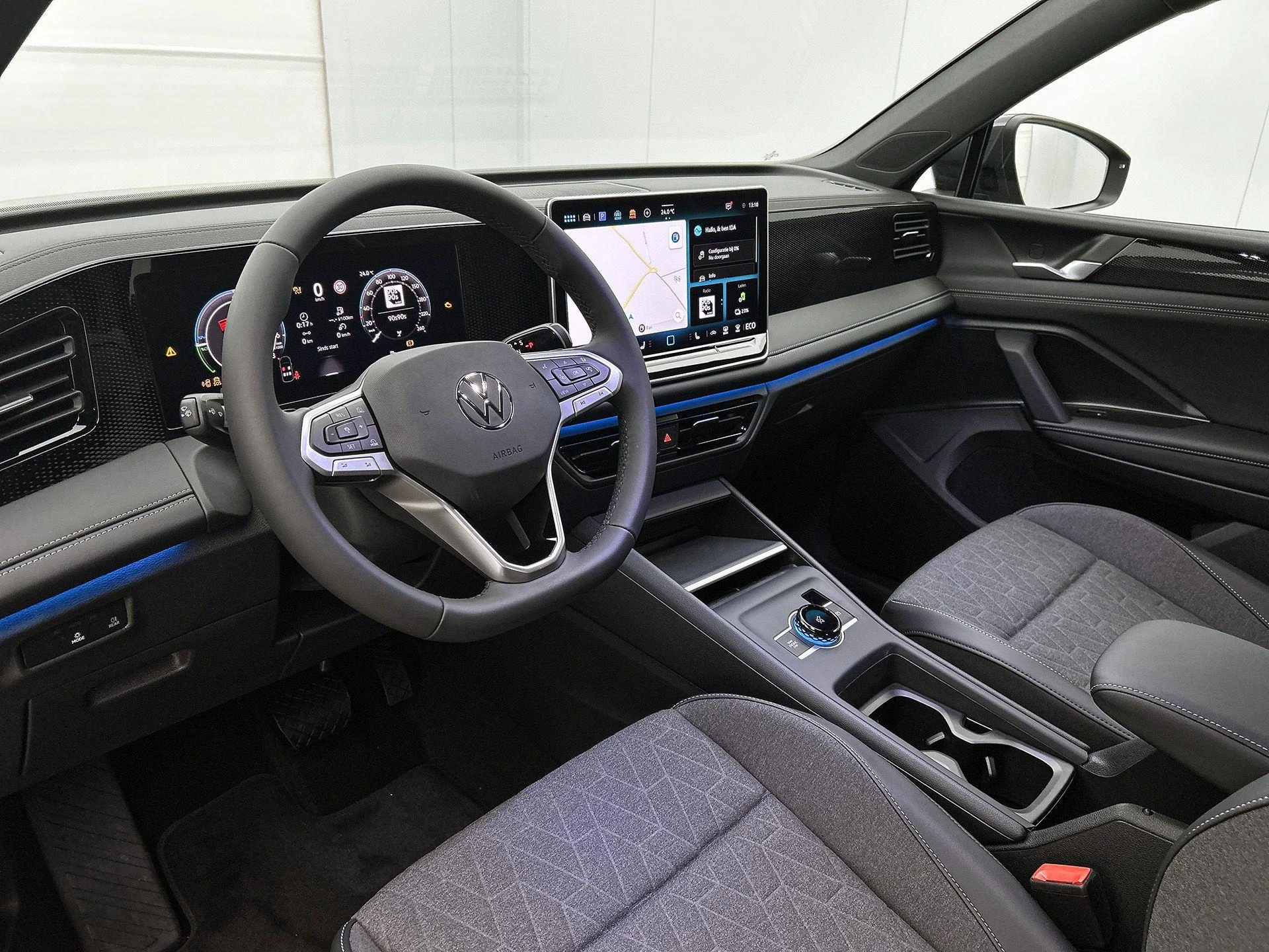 Volkswagen-Tiguan-image-18