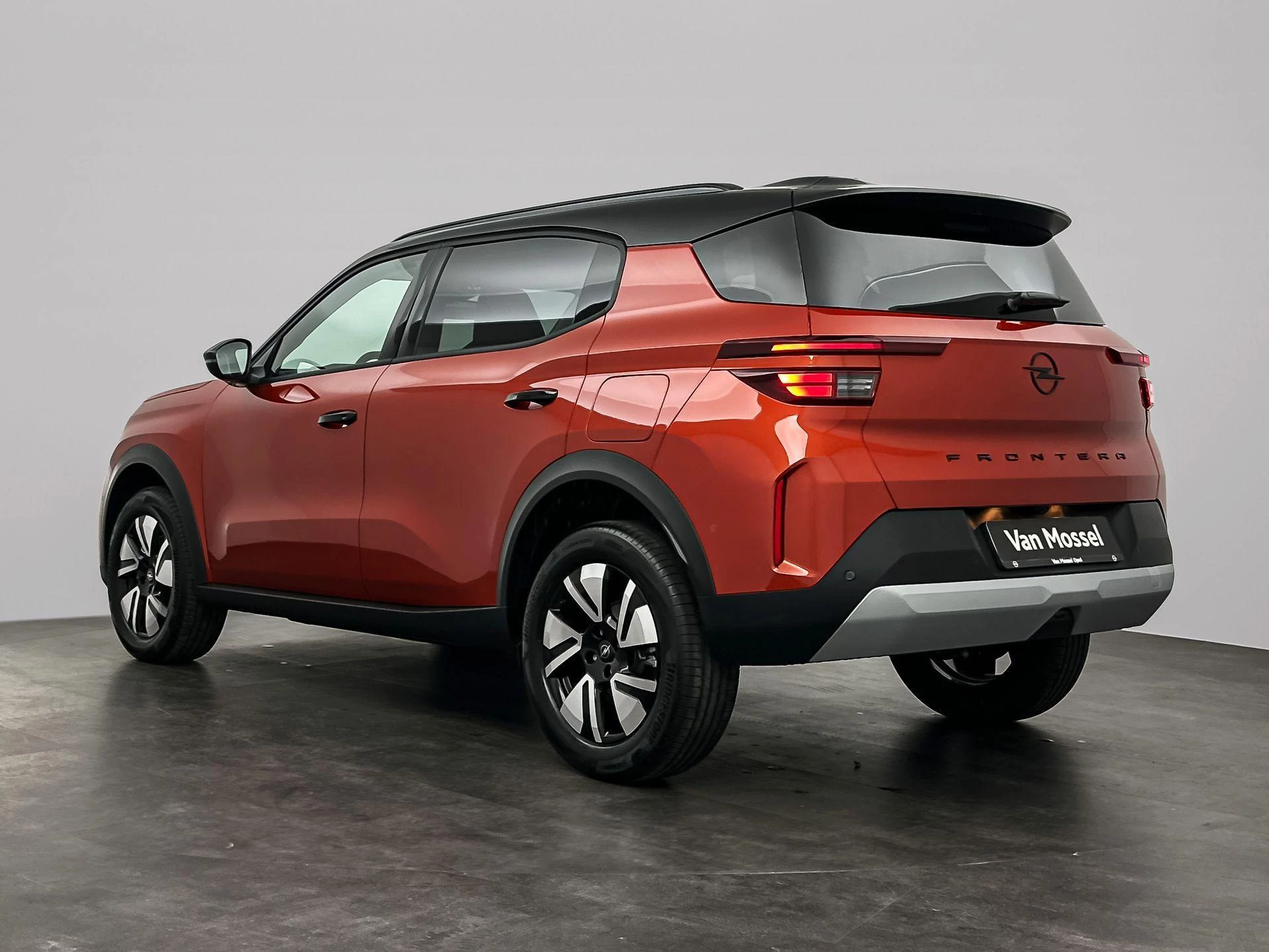 Opel-Frontera-image-3