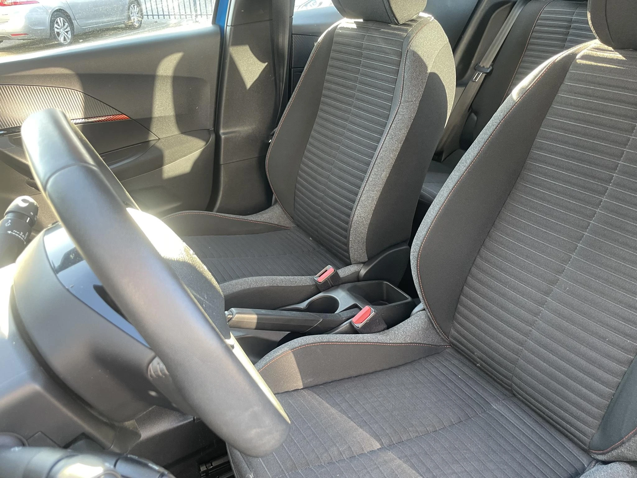 Peugeot-2008-image-12
