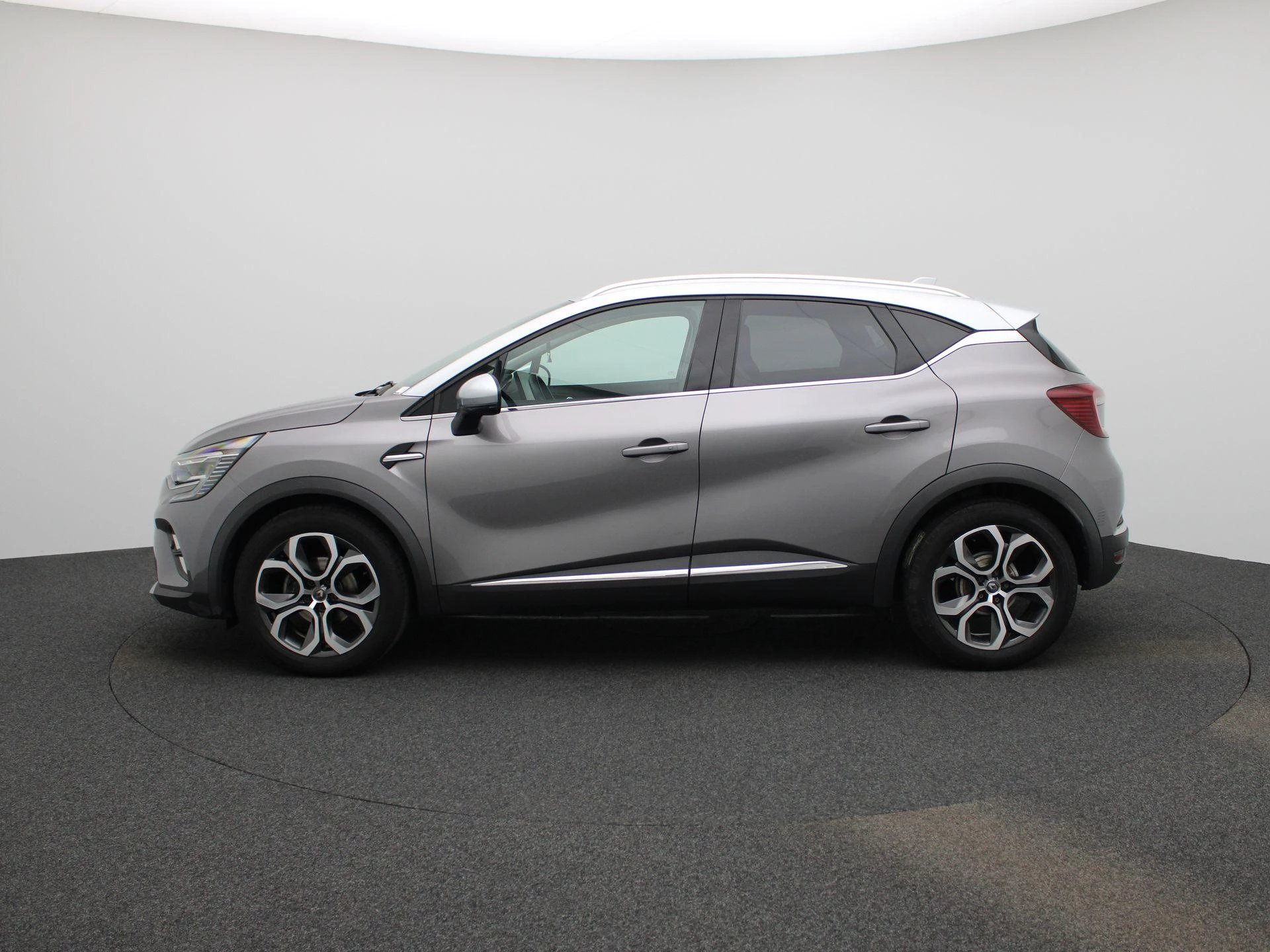 Renault-Captur-image-3