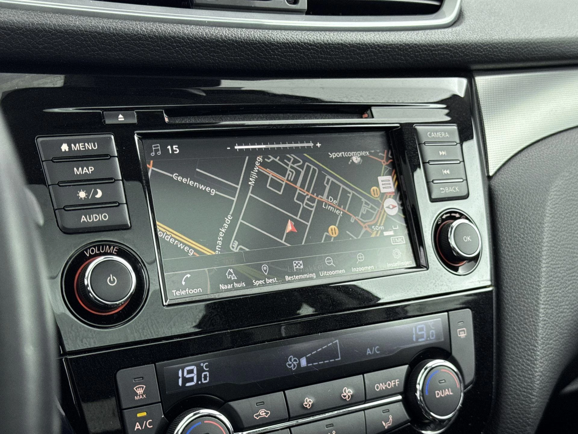 Nissan-QASHQAI-image-23