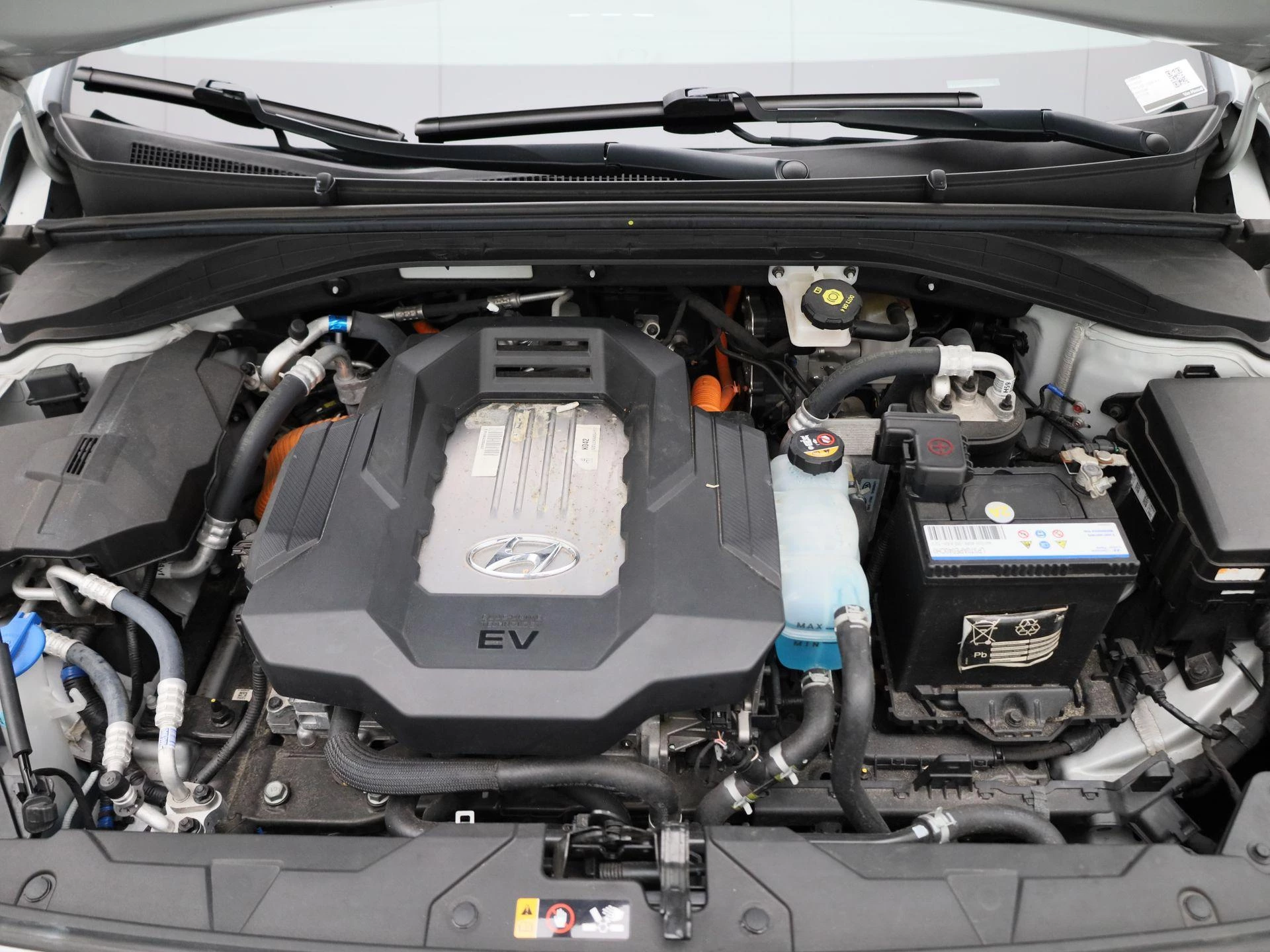 Hyundai-IONIQ-image-41