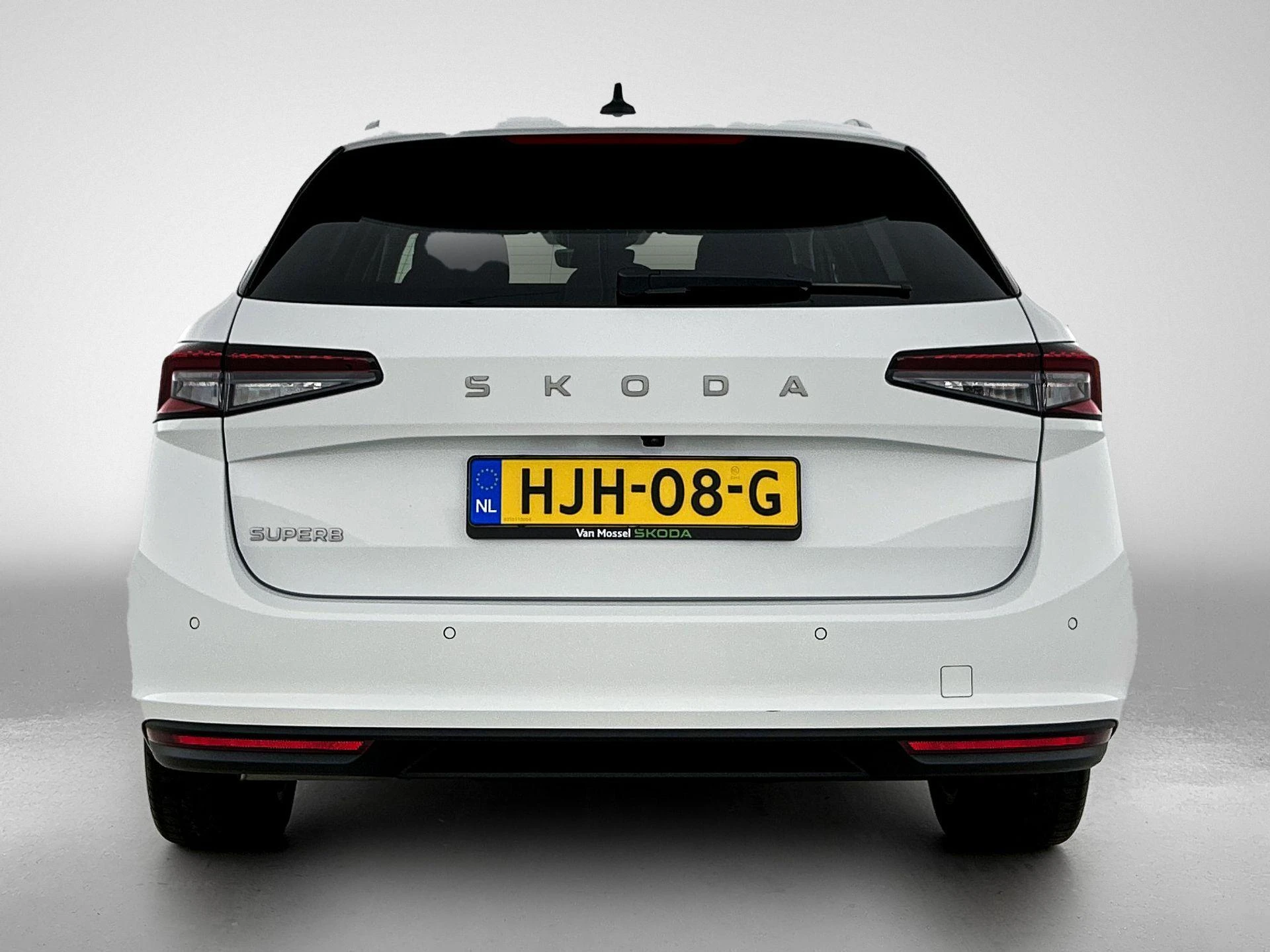 Škoda-Superb-image-2