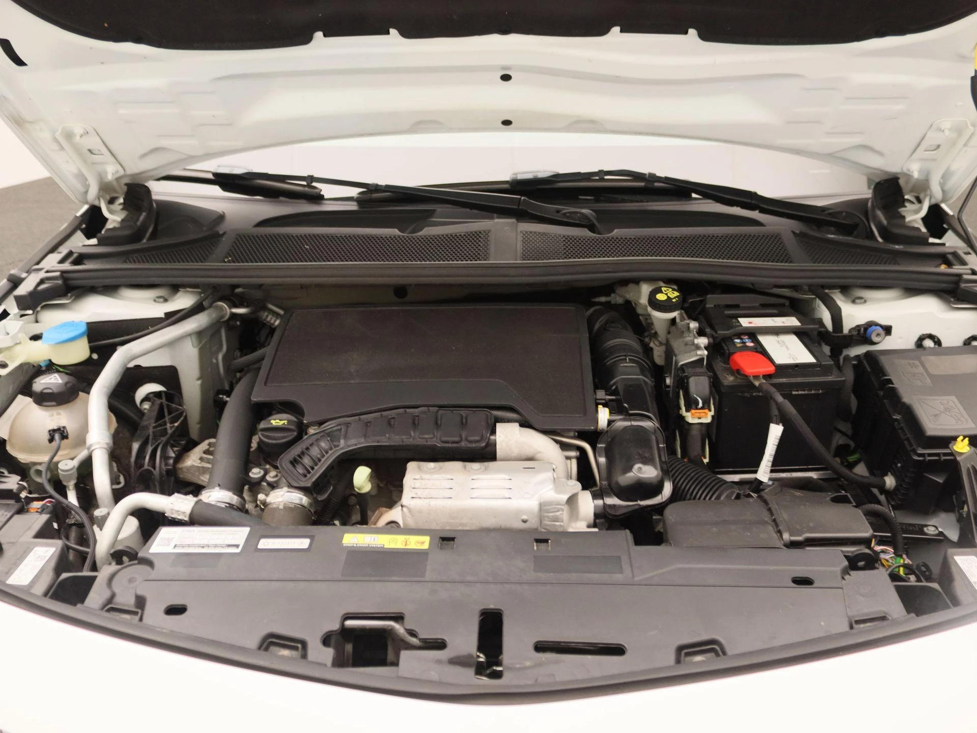 Opel Hatchback 1.2 Turbo Edition