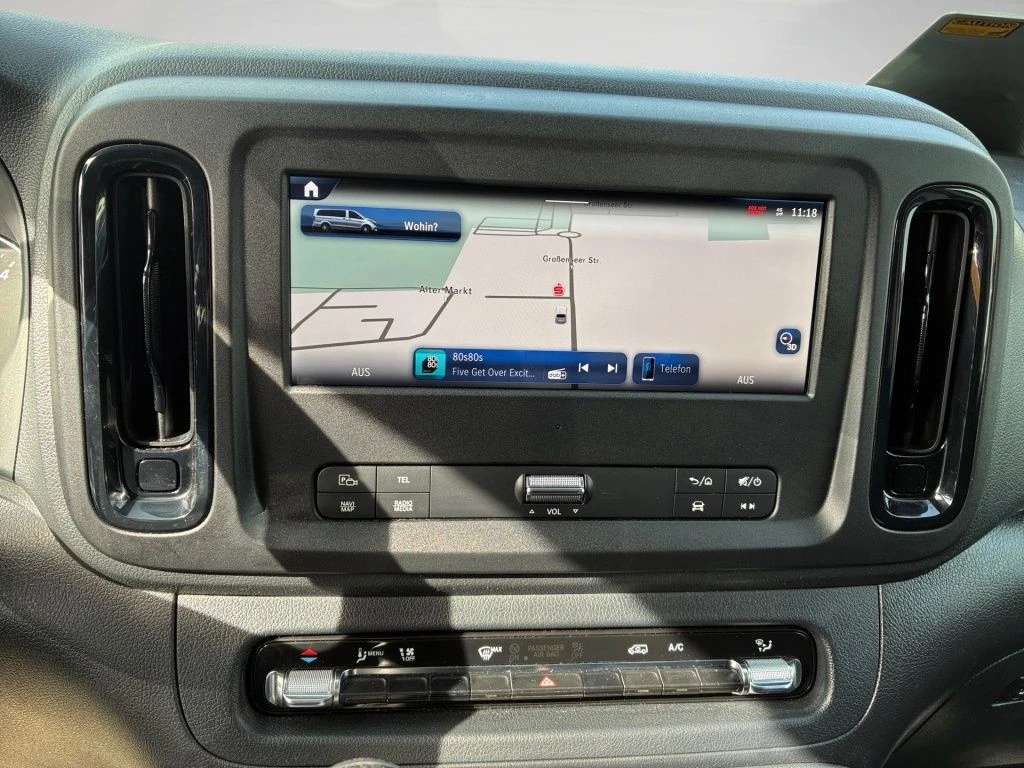 Mercedes-Benz-Vito 116-image-7