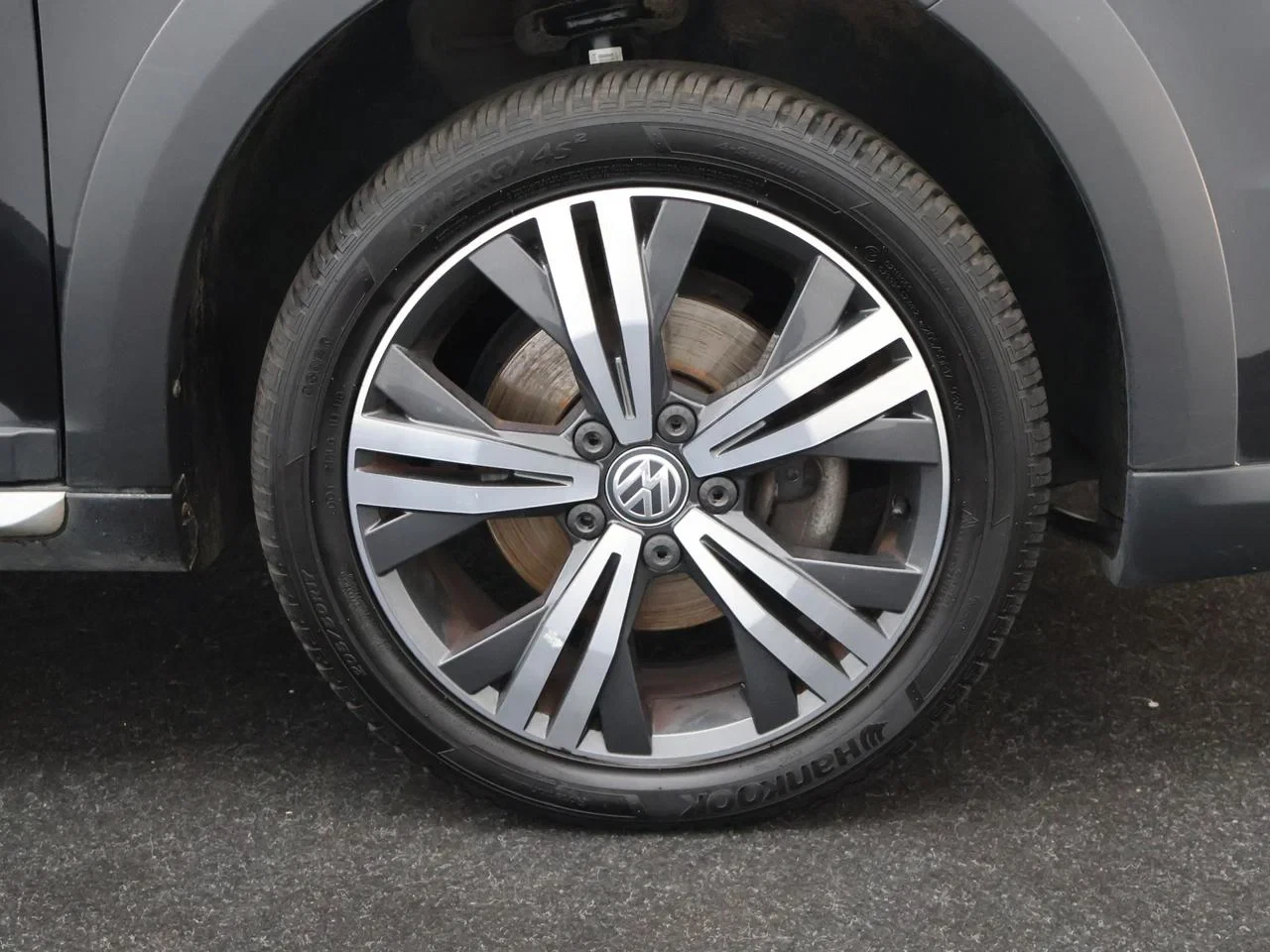 Volkswagen-Caddy-image-7
