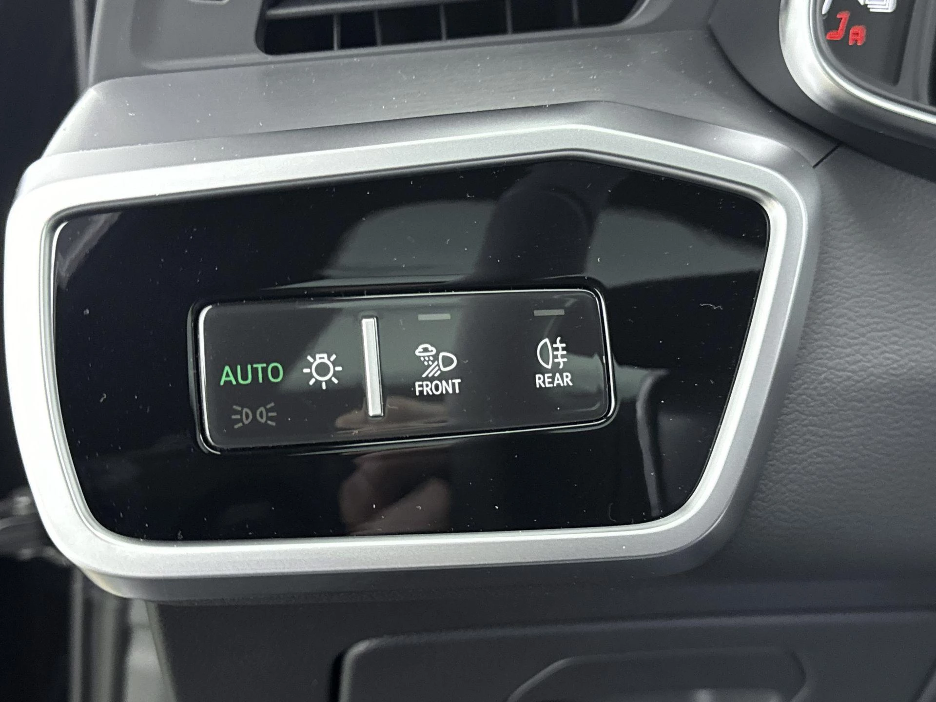 Audi-A6-image-23