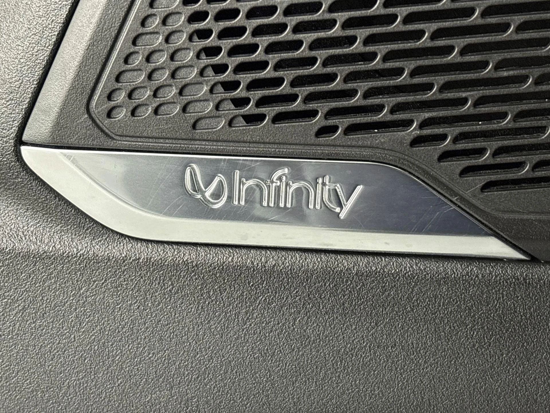 Lynk & Co-01-image-10
