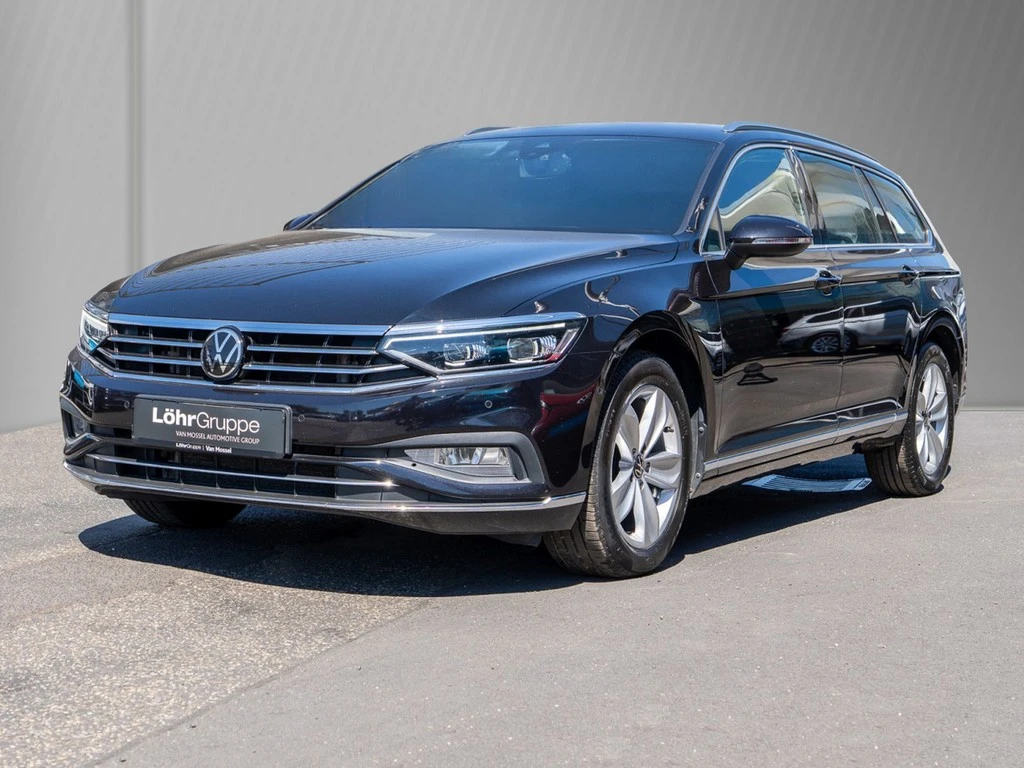 Volkswagen-Passat-image-1