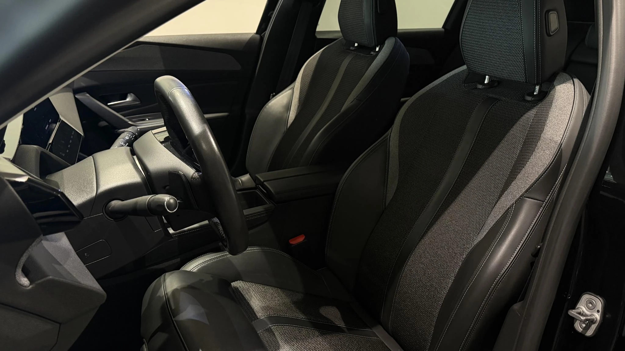 Peugeot-308-image-6