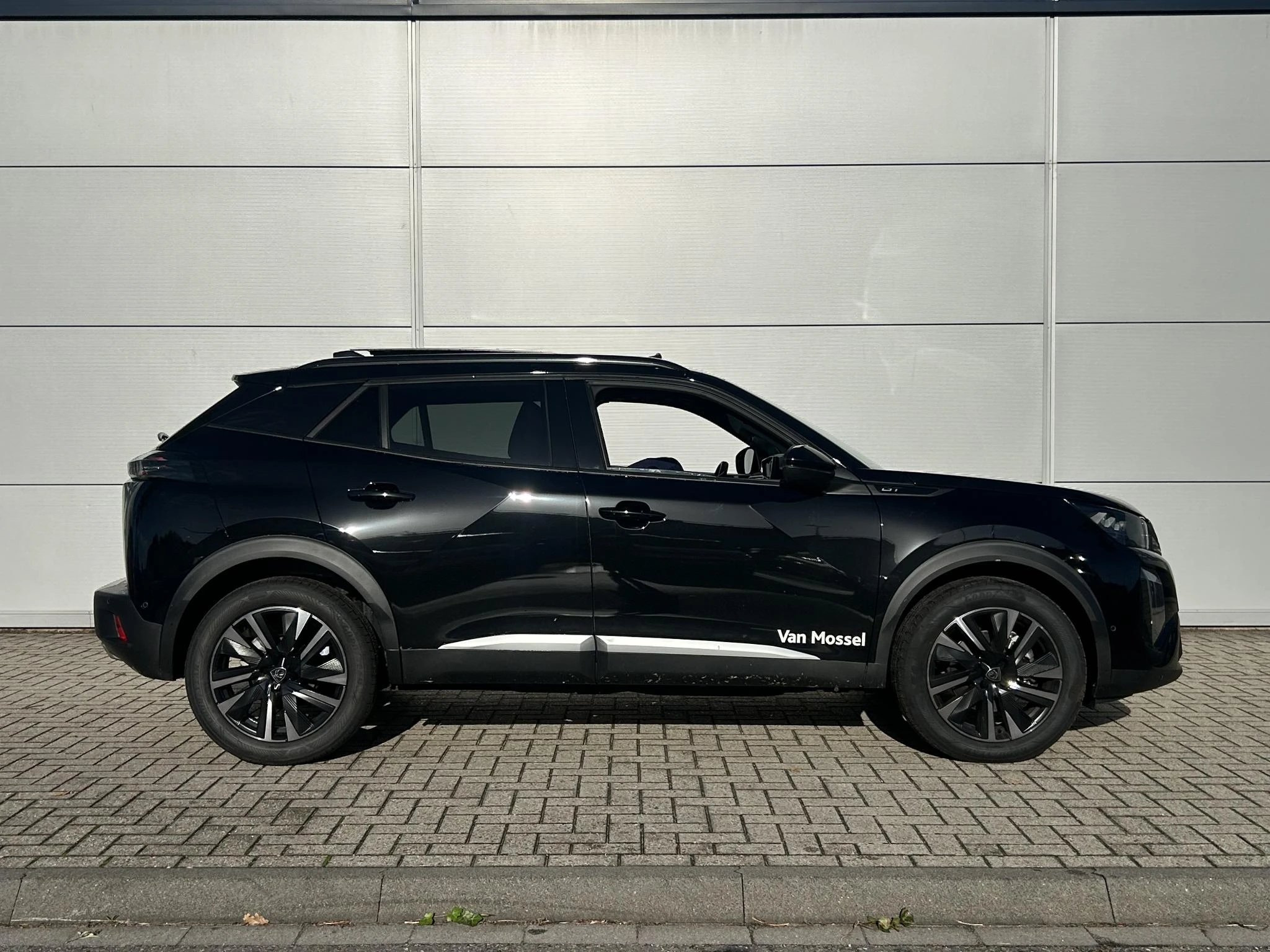 Peugeot-2008-image-6