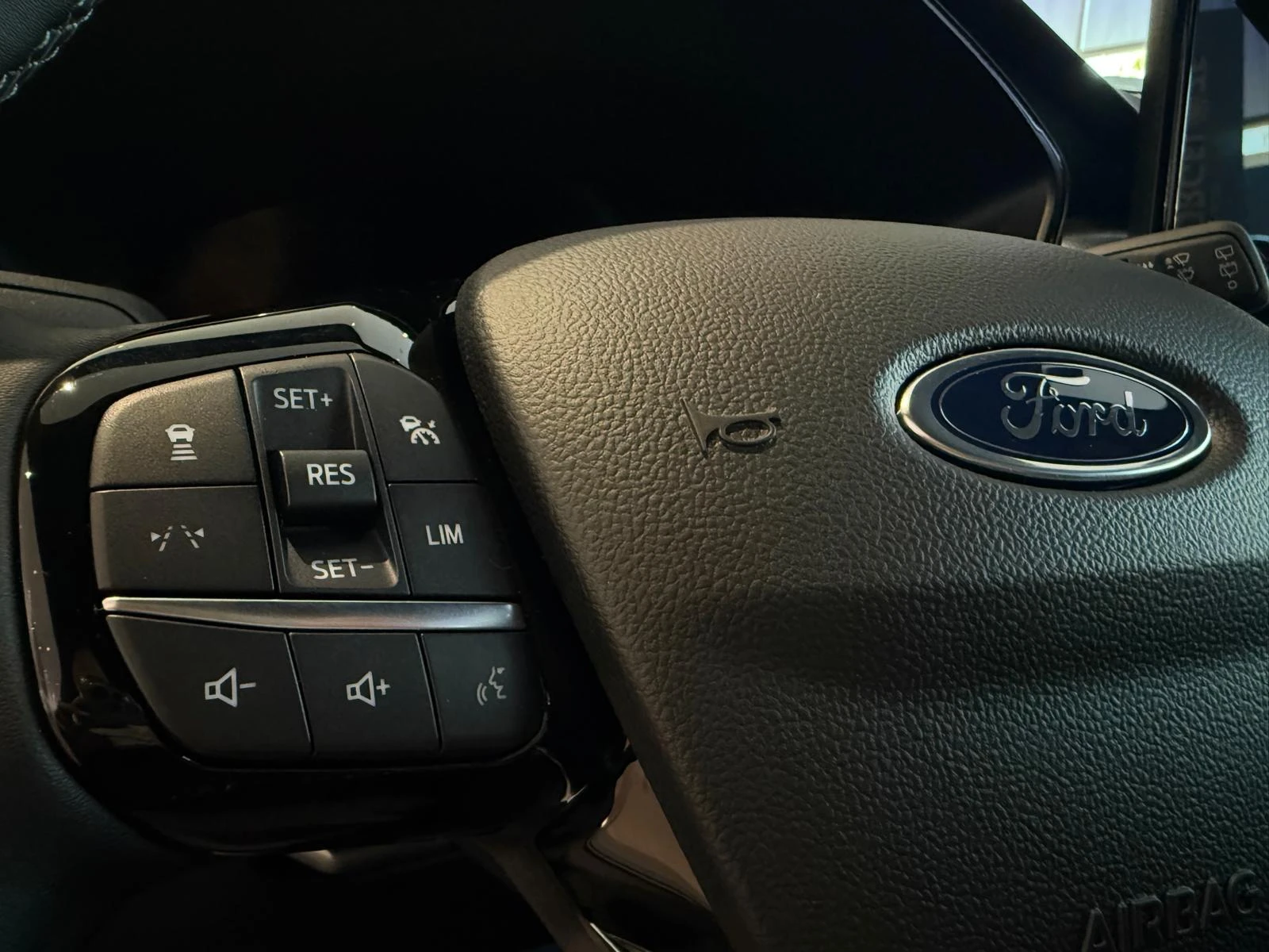 Ford-Kuga-image-20