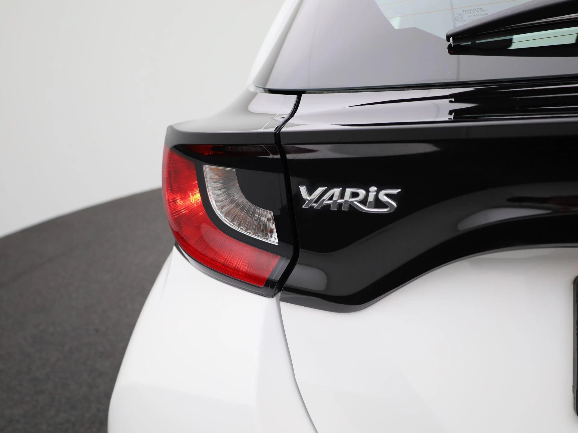 Toyota-Yaris-image-30
