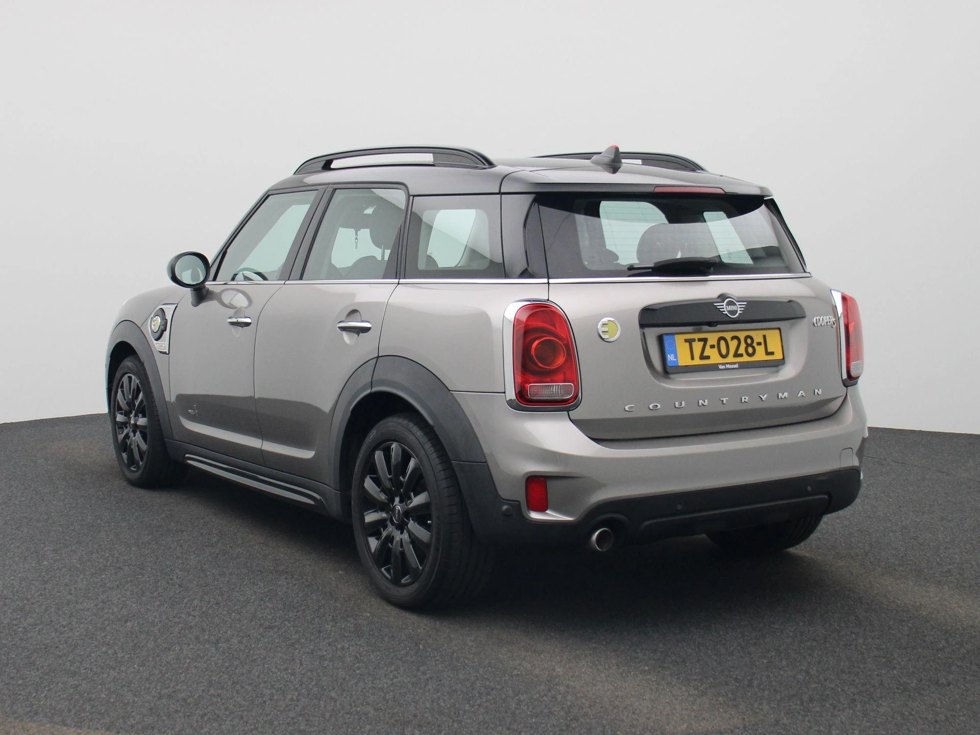 MINI-Countryman-image-1