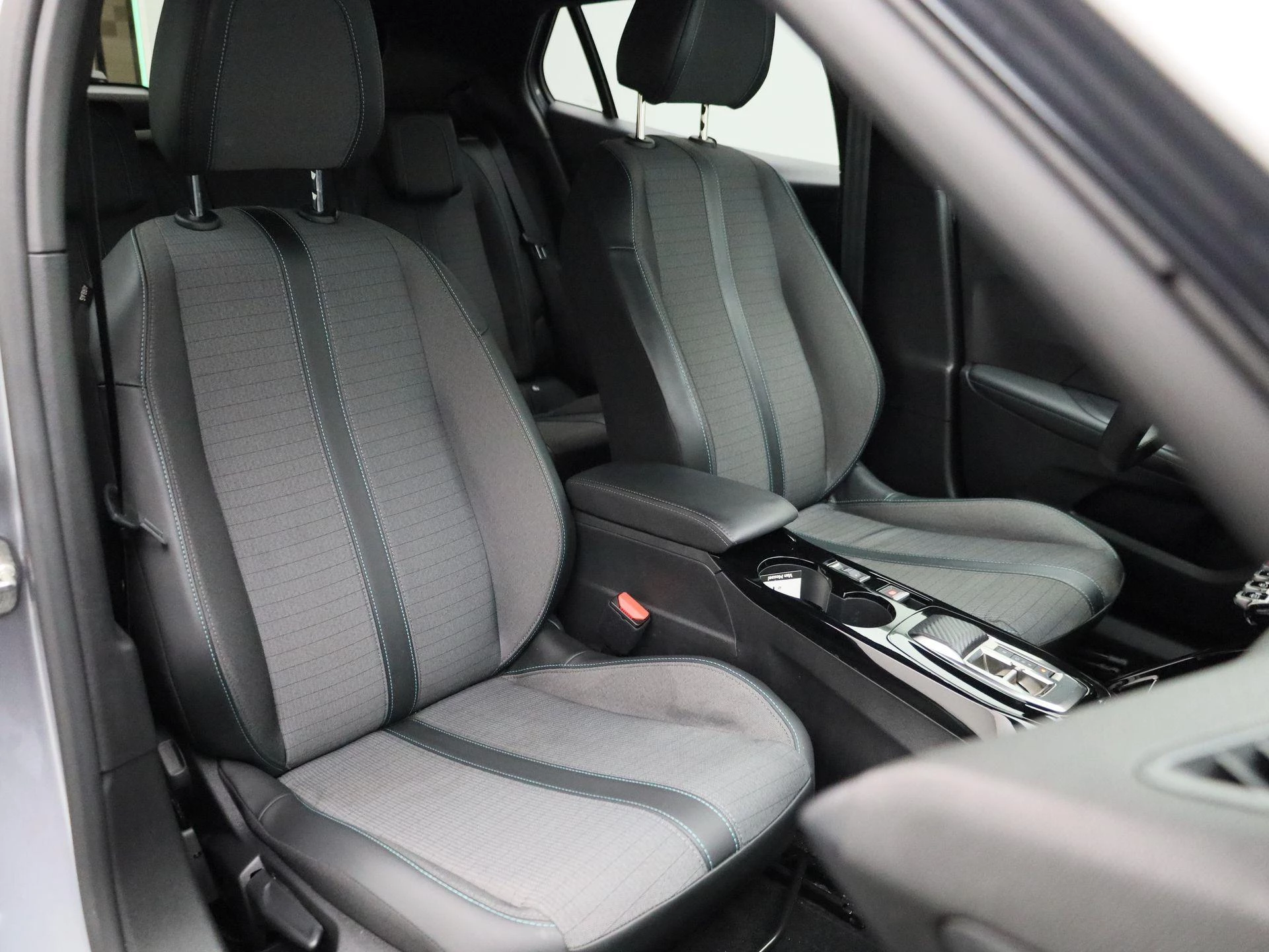 Peugeot e-2008 e-2008 Allure