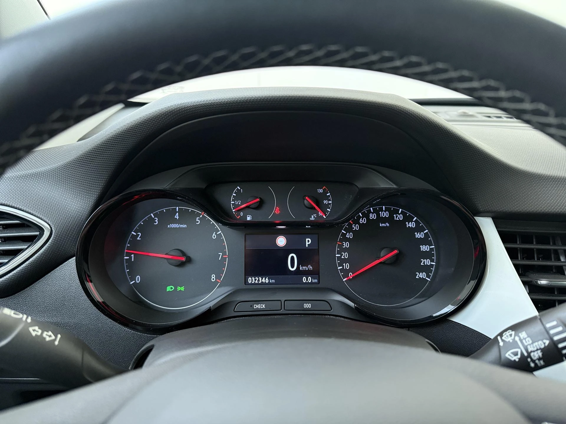 Opel-Crossland X-image-10