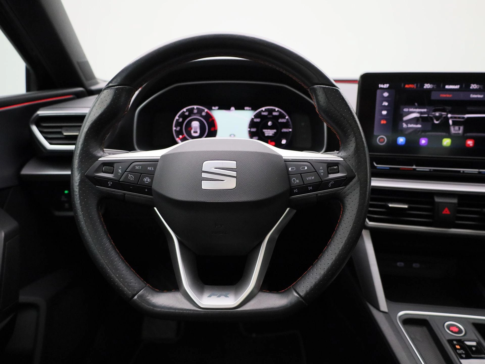 SEAT Leon Sportstourer 1.5 eTSI FR Business Intense