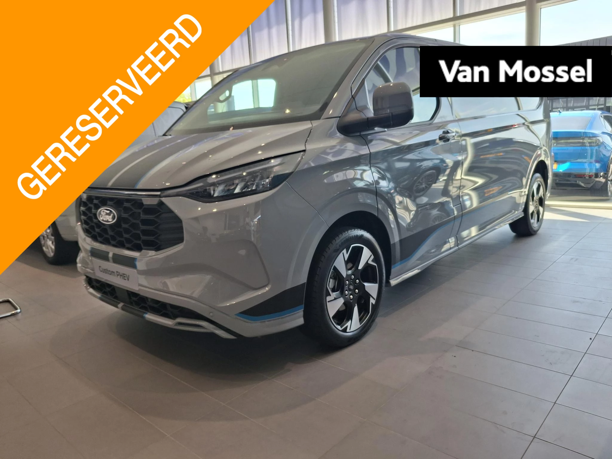 Ford-Transit Custom-image-0