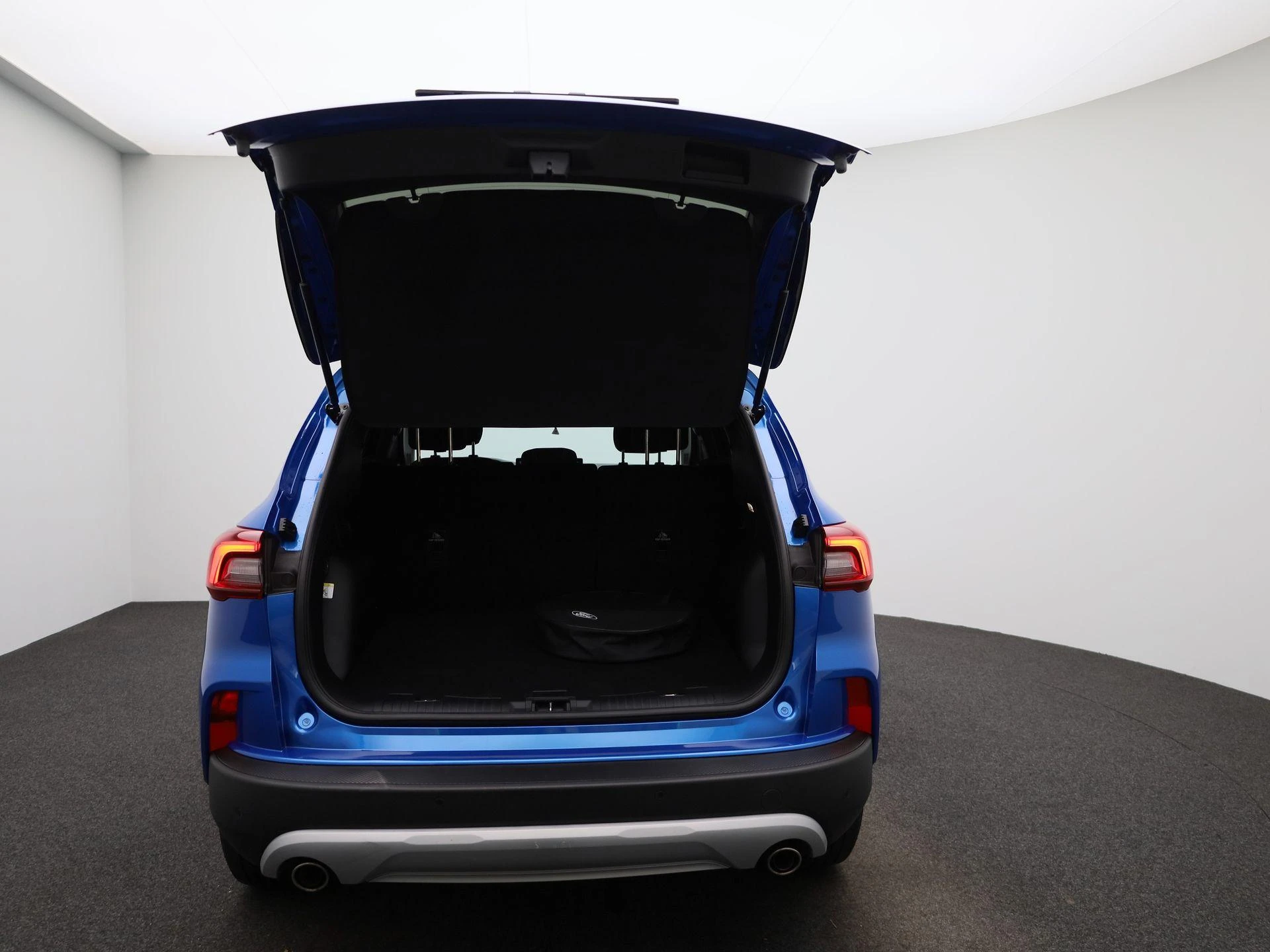 Ford-Kuga-image-11