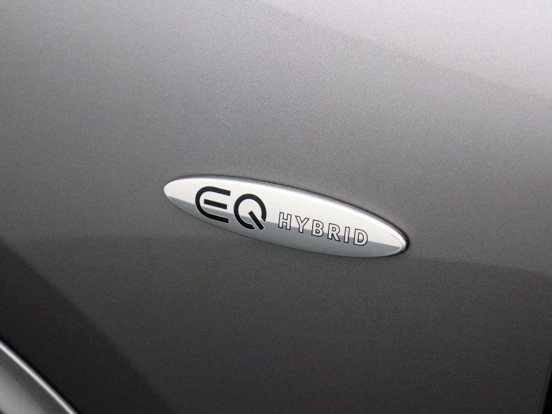 Mercedes-Benz-GLA-image-7